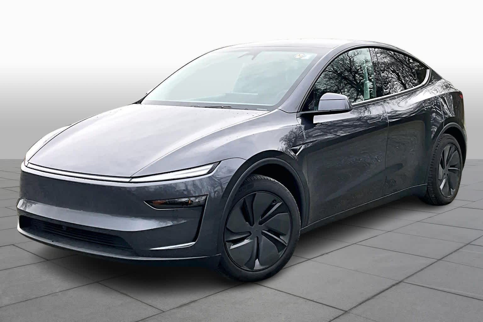 2026 Tesla Model Y Long Range AWD