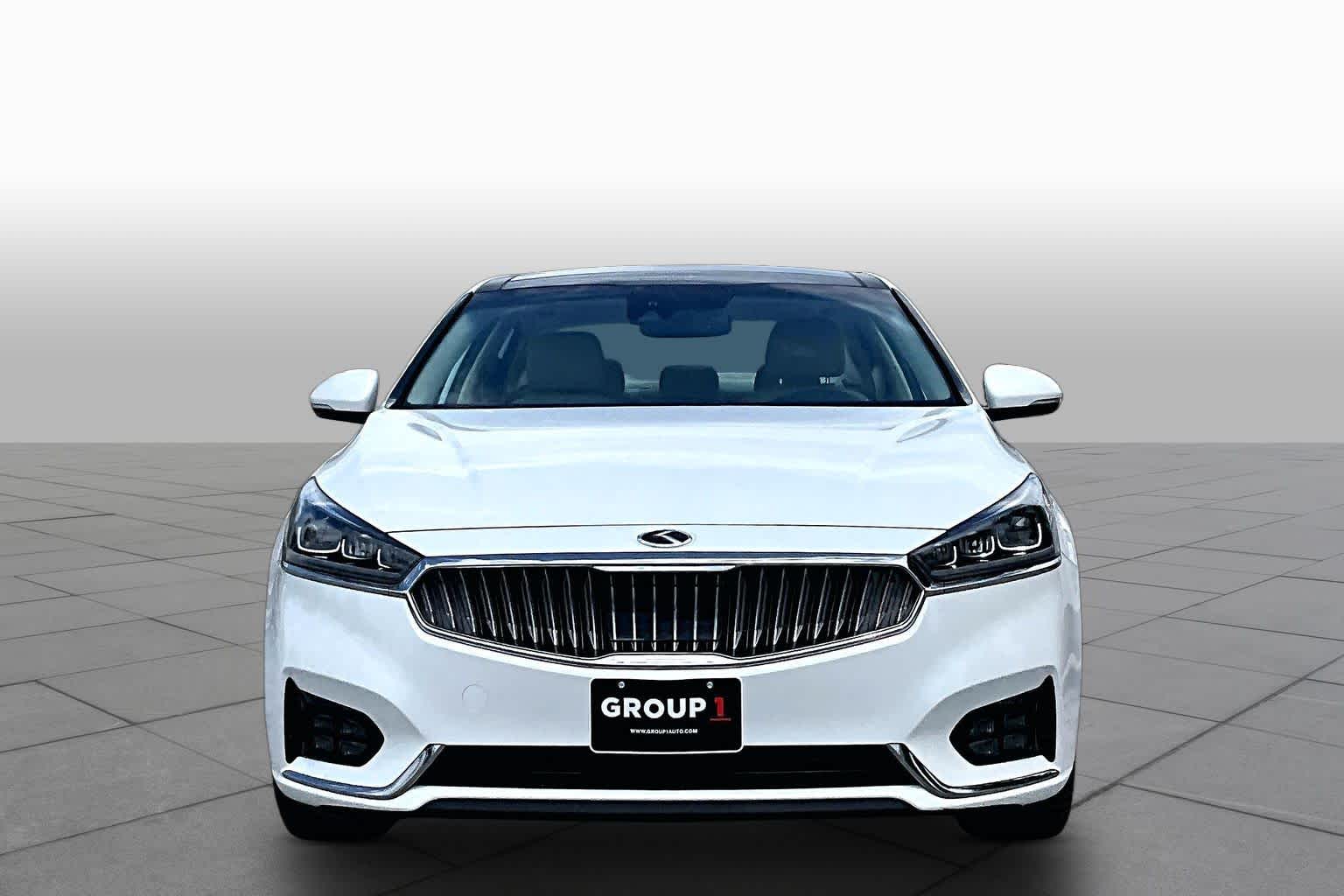 View vehicle photo 6
