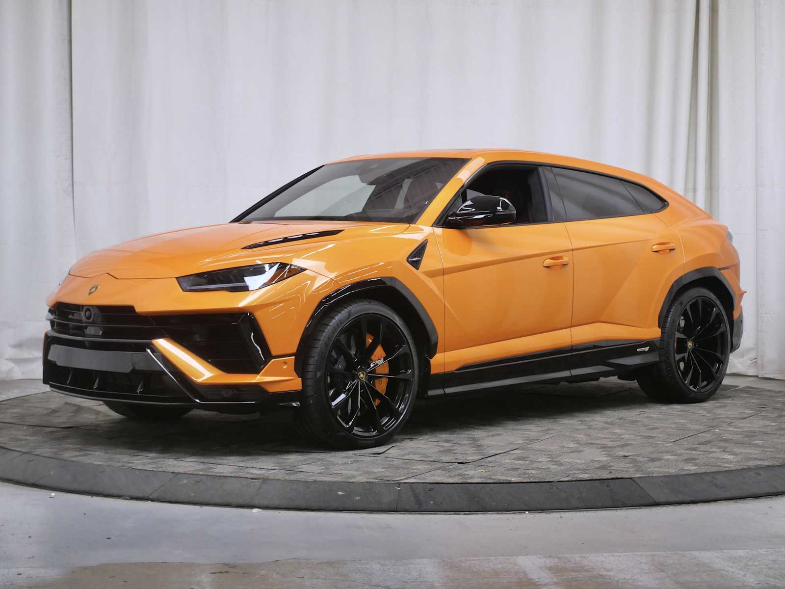 2024 Lamborghini Urus