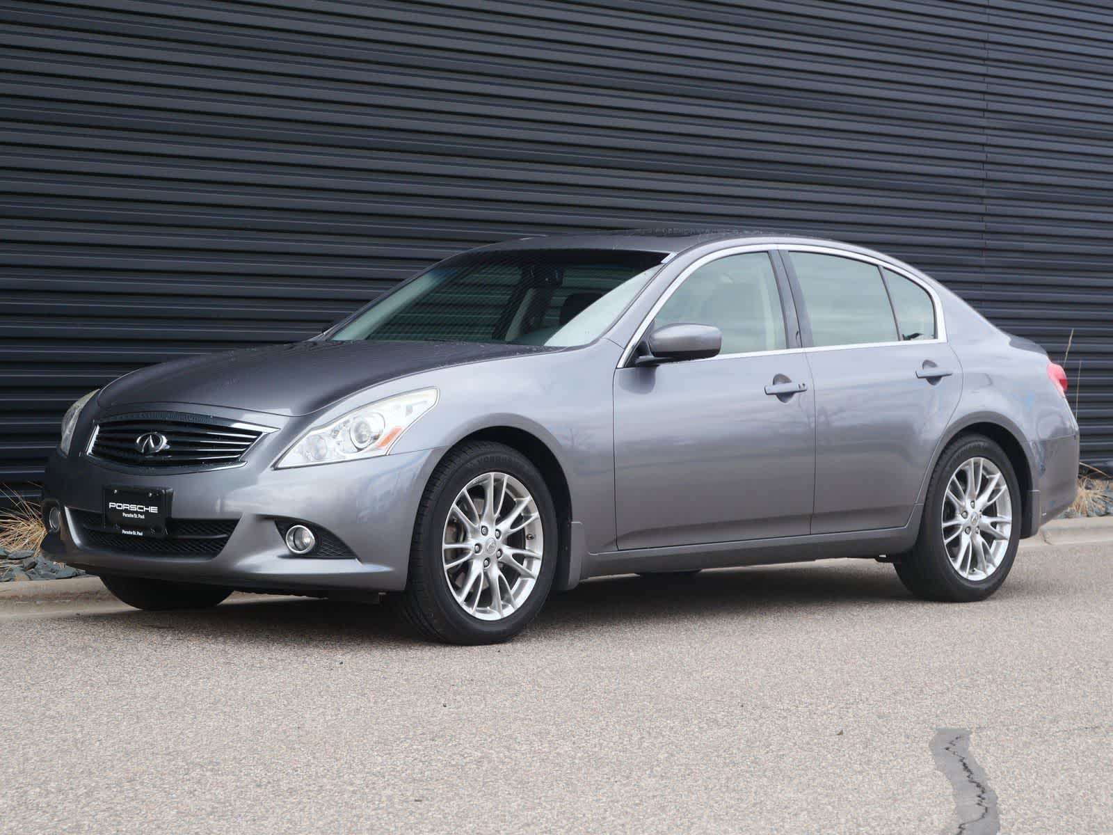 Gray (Graphite Shadow) 2013 INFINITI G37 x Sedan AWD Sedan All-Wheel Drive 7-Speed Automatic