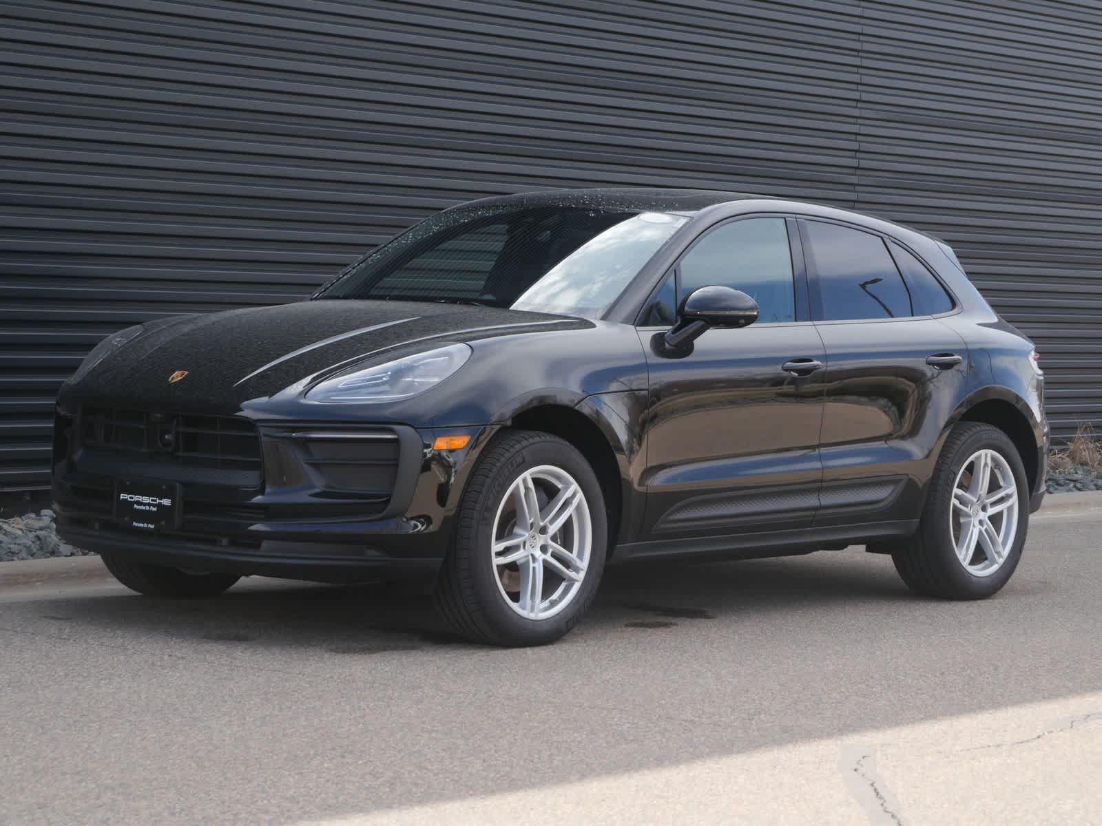 Black 2025 Porsche Macan SUV / Crossover 7-Speed Automatic