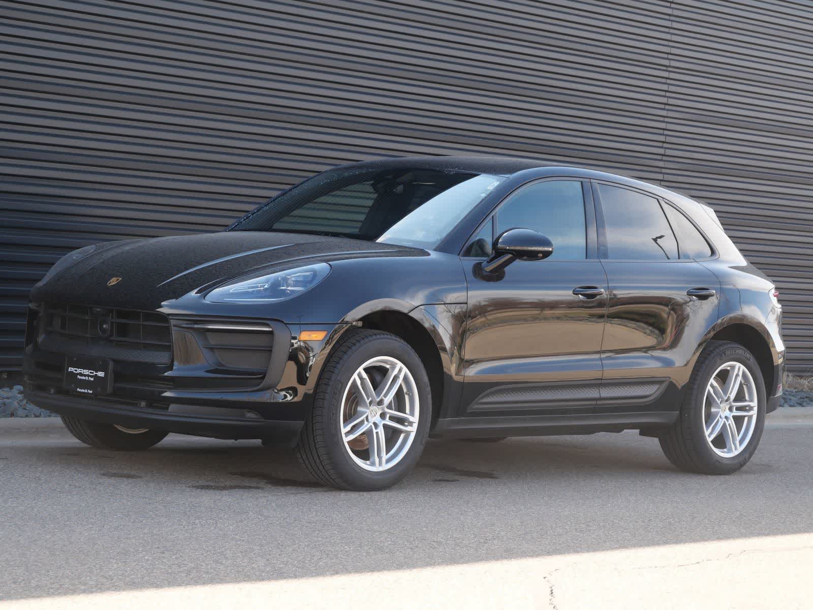 Black 2025 Porsche Macan SUV / Crossover 7-Speed Automatic