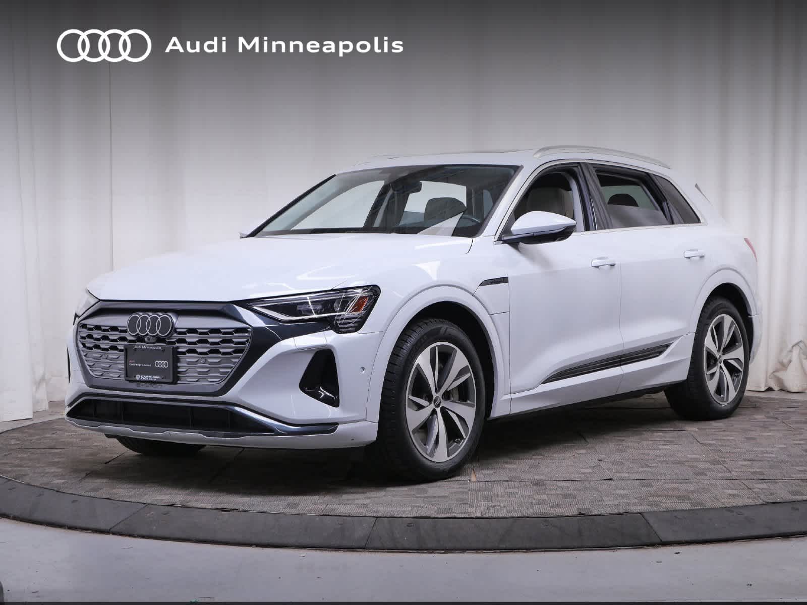 2024 Audi Q8 e-tron