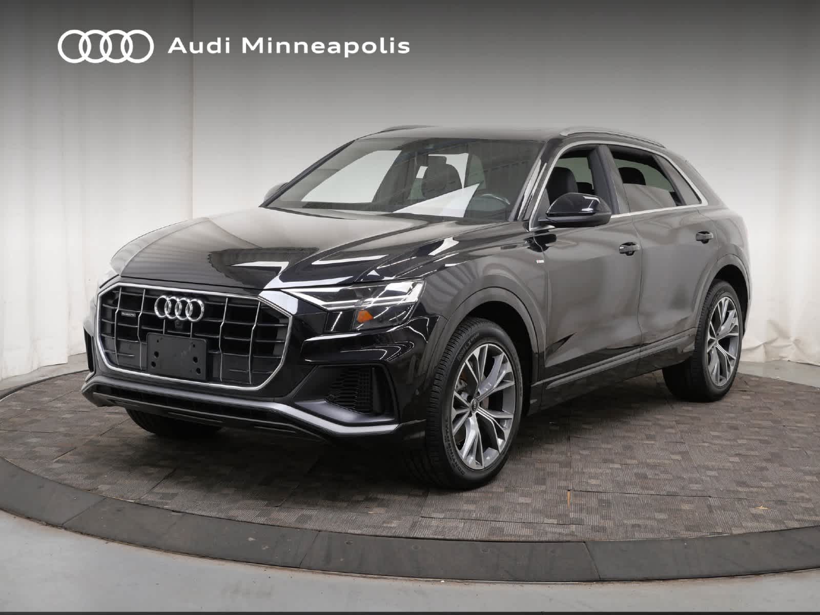2021 Audi Q8