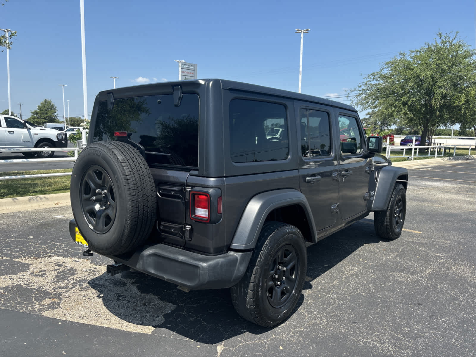 2018 Jeep Wrangler Unlimited Sport 3