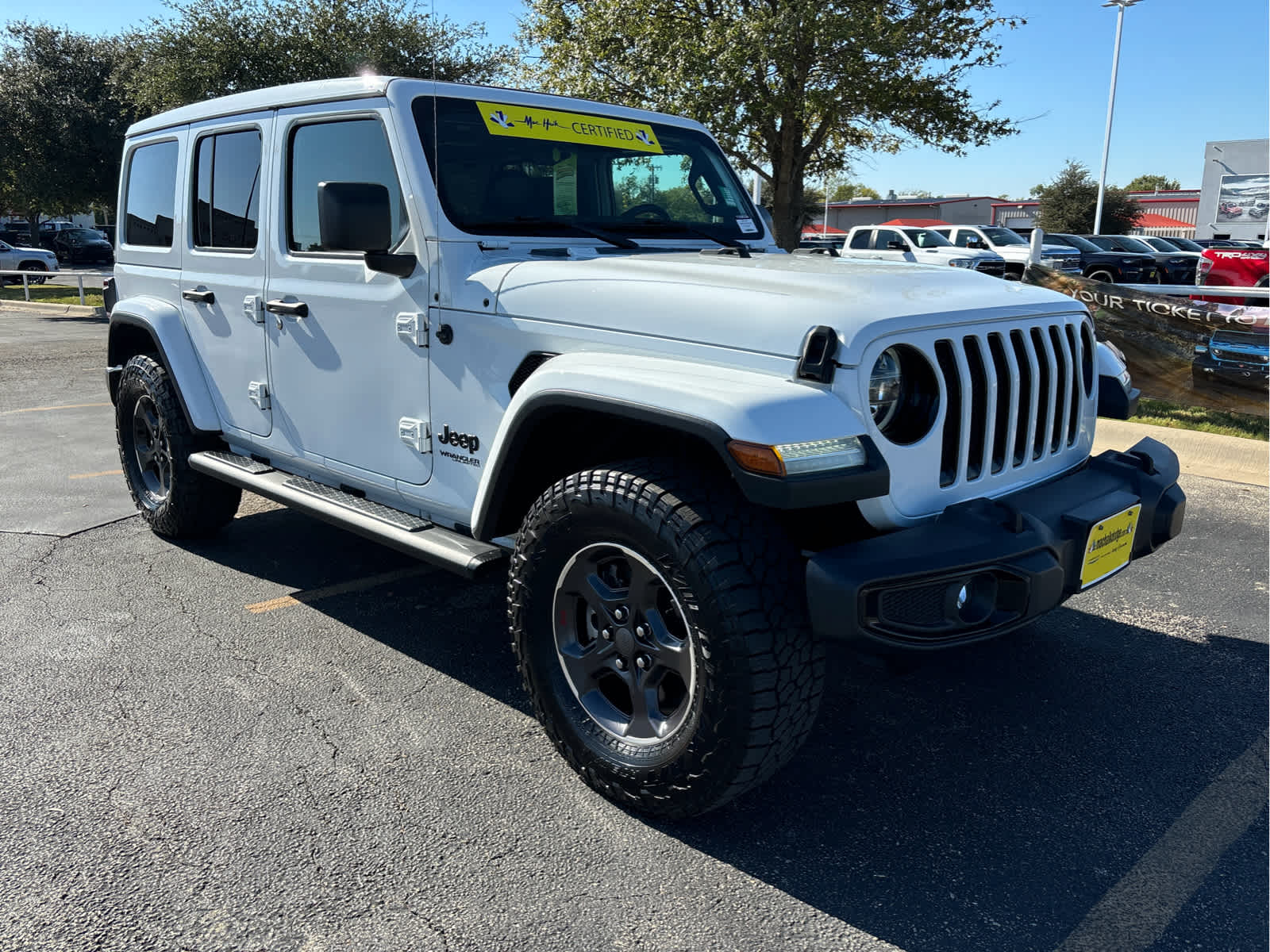 2020 Jeep Wrangler Unlimited Sahara Altitude 14