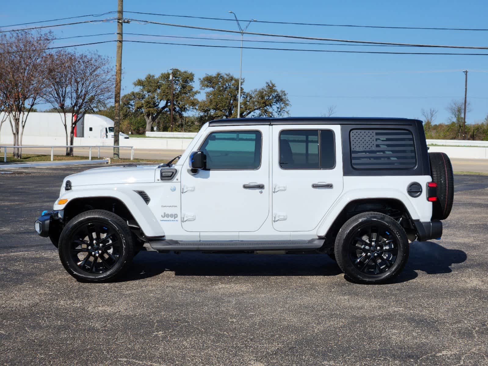 2023 Jeep Wrangler 4xe Sahara 4