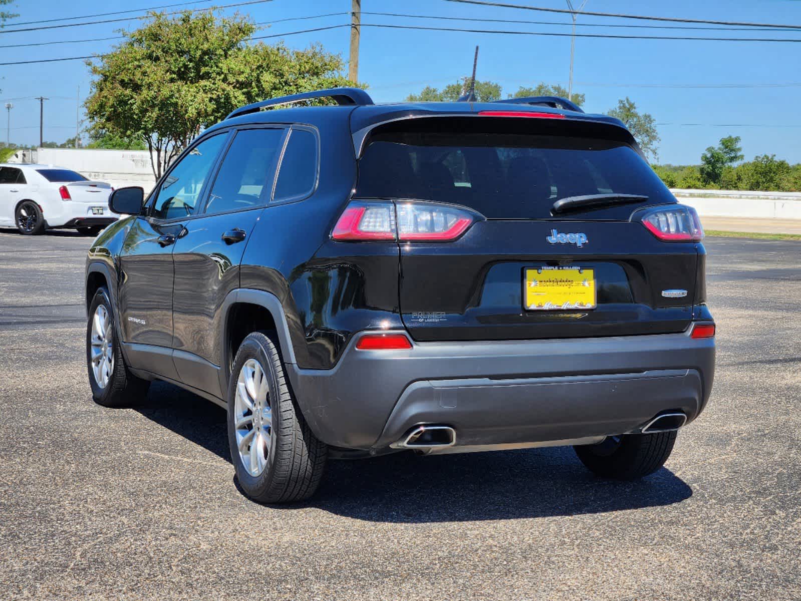 2022 Jeep Cherokee Latitude Lux 5