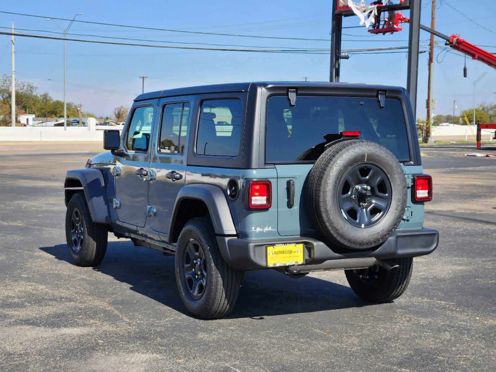 2025 Jeep Wrangler Sport 4