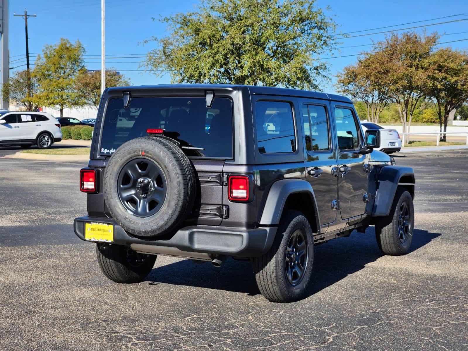 2025 Jeep Wrangler Sport 3