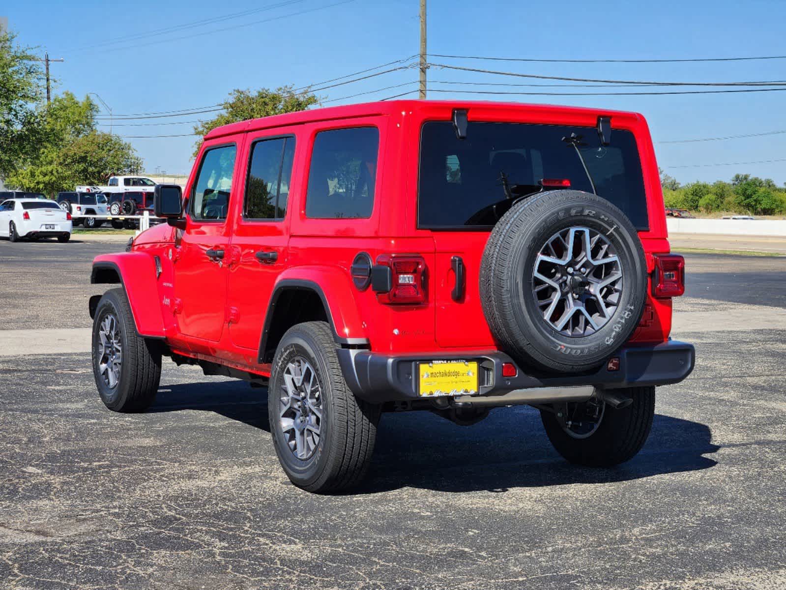 2024 Jeep Wrangler Sahara 4