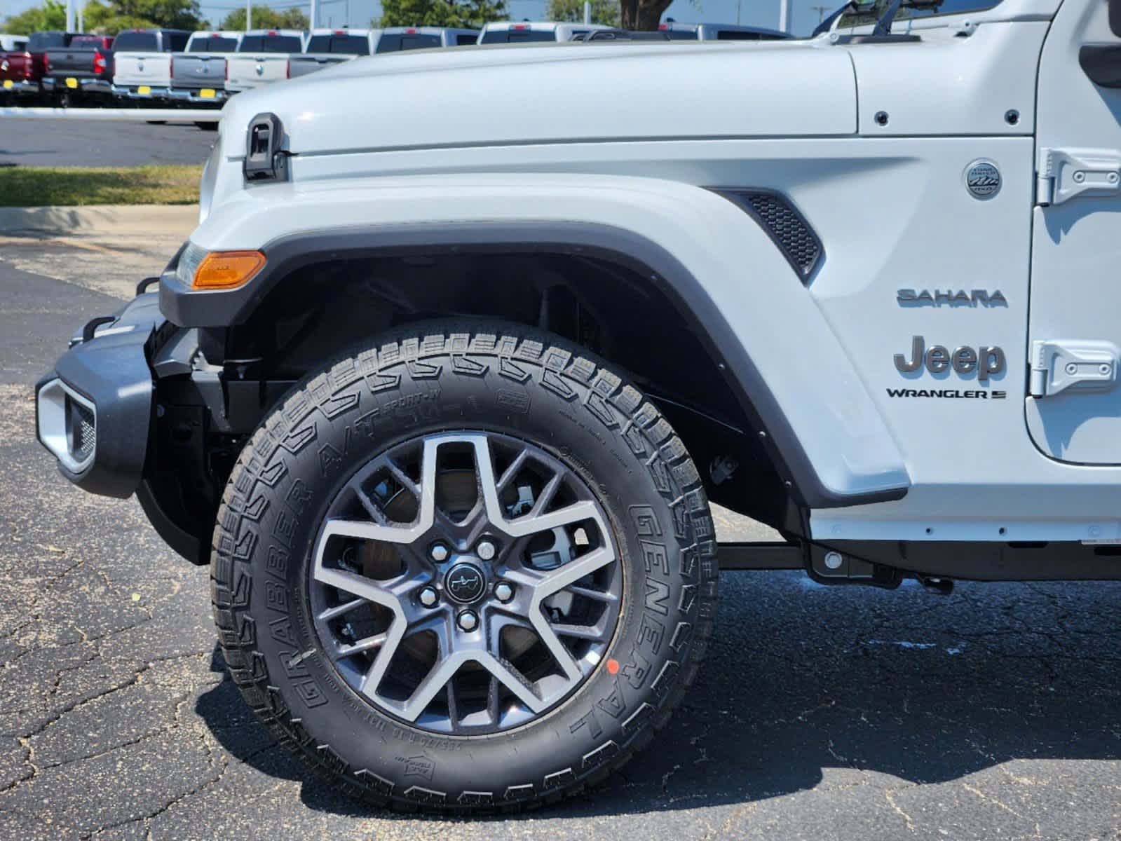 2024 Jeep Wrangler Sahara 6