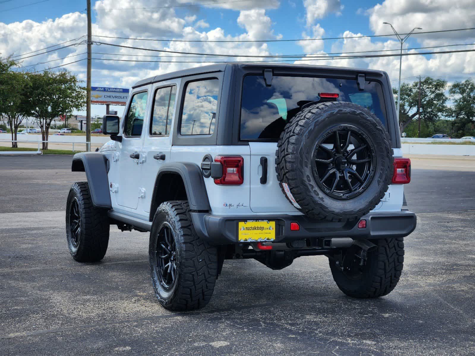 2024 Jeep Wrangler Rubicon 4