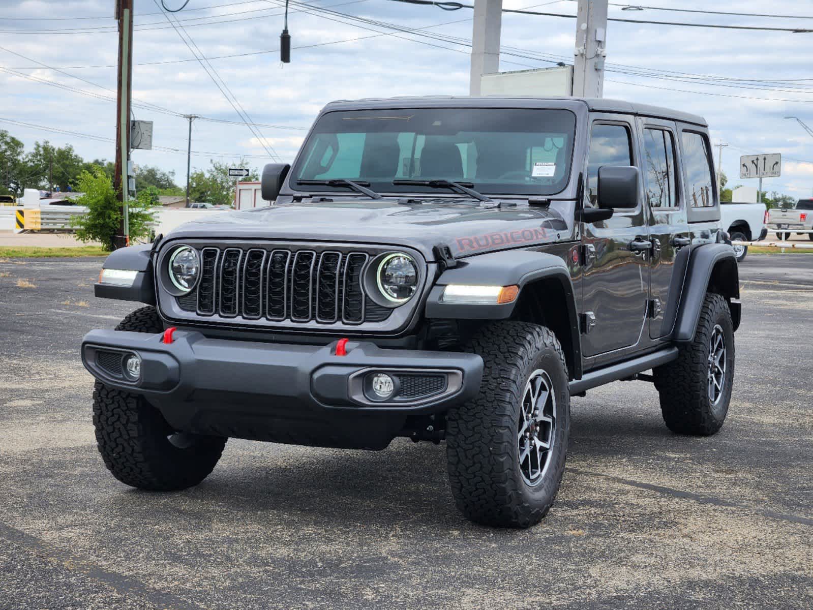 2024 Jeep Wrangler Rubicon 2