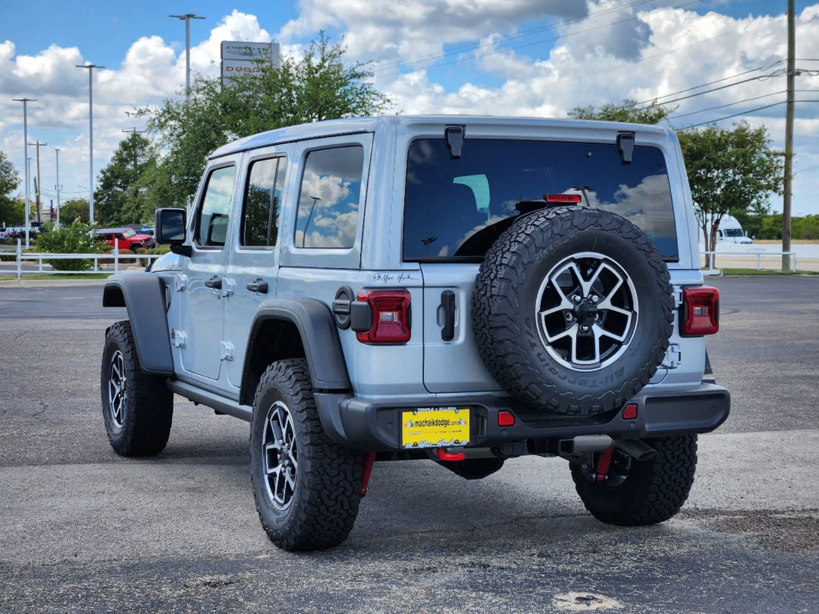 2024 Jeep Wrangler Rubicon 4