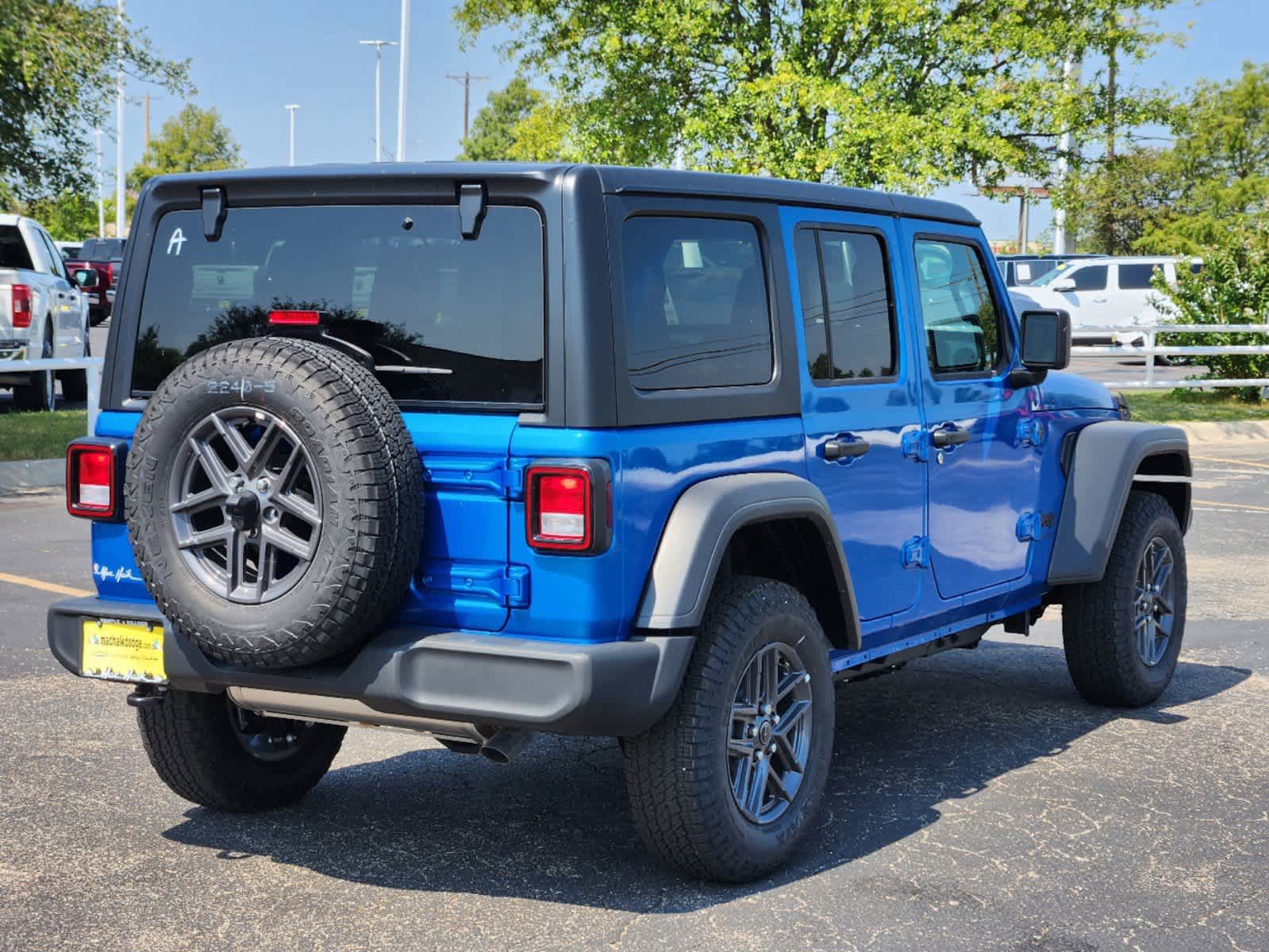 2024 Jeep Wrangler Sport 4