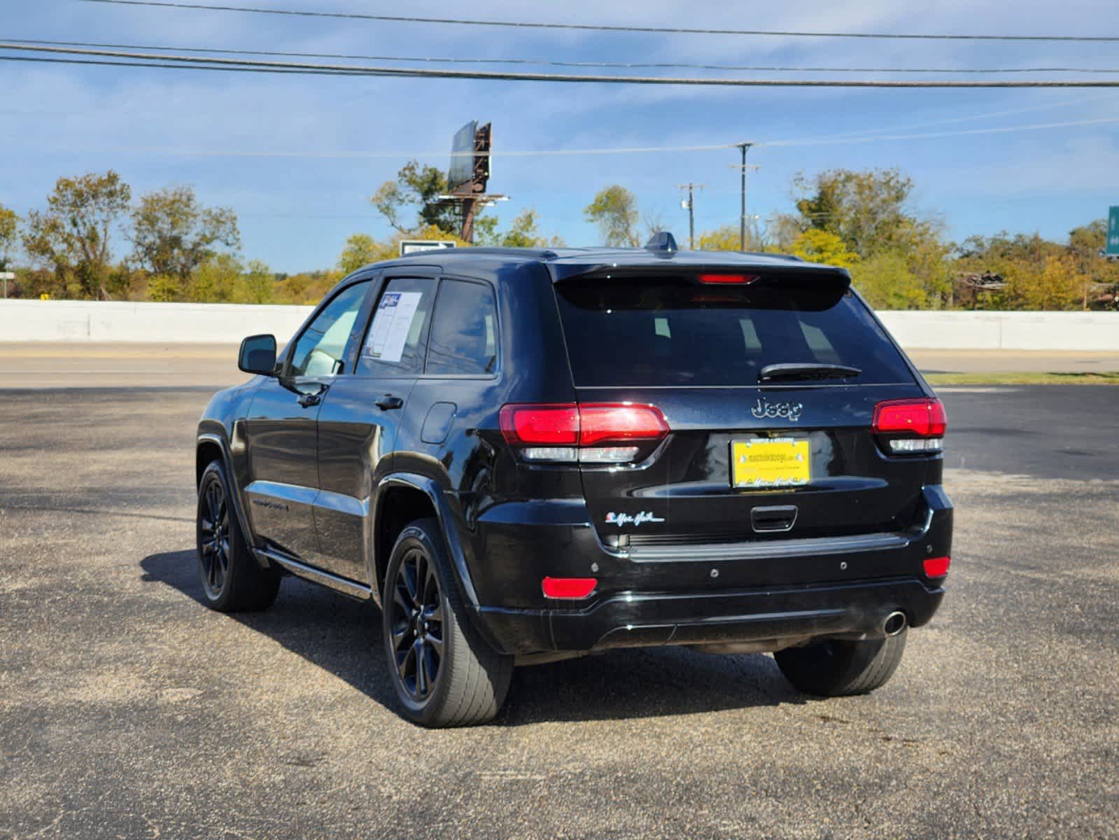 2018 Jeep Grand Cherokee Altitude 7