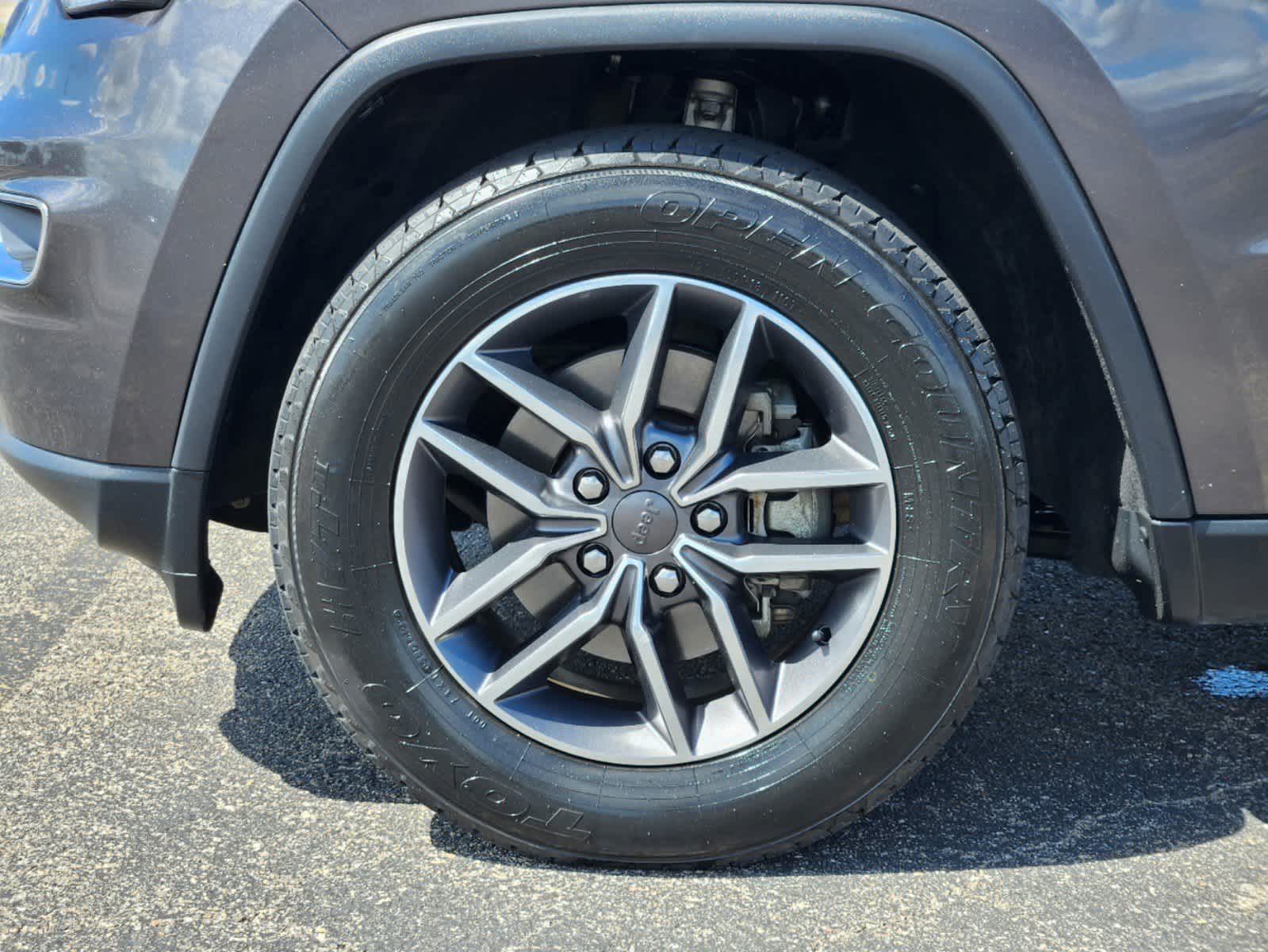 2019 Jeep Grand Cherokee Limited 9