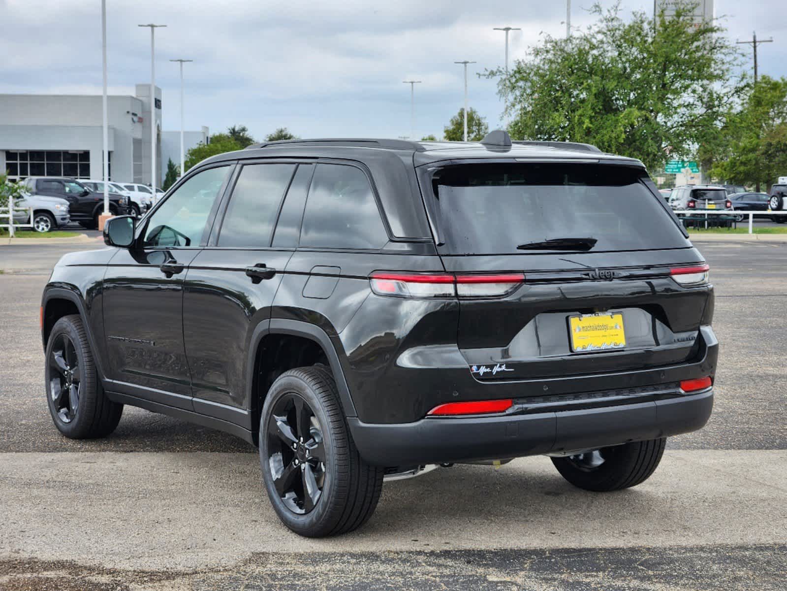 2024 Jeep Grand Cherokee Limited 3