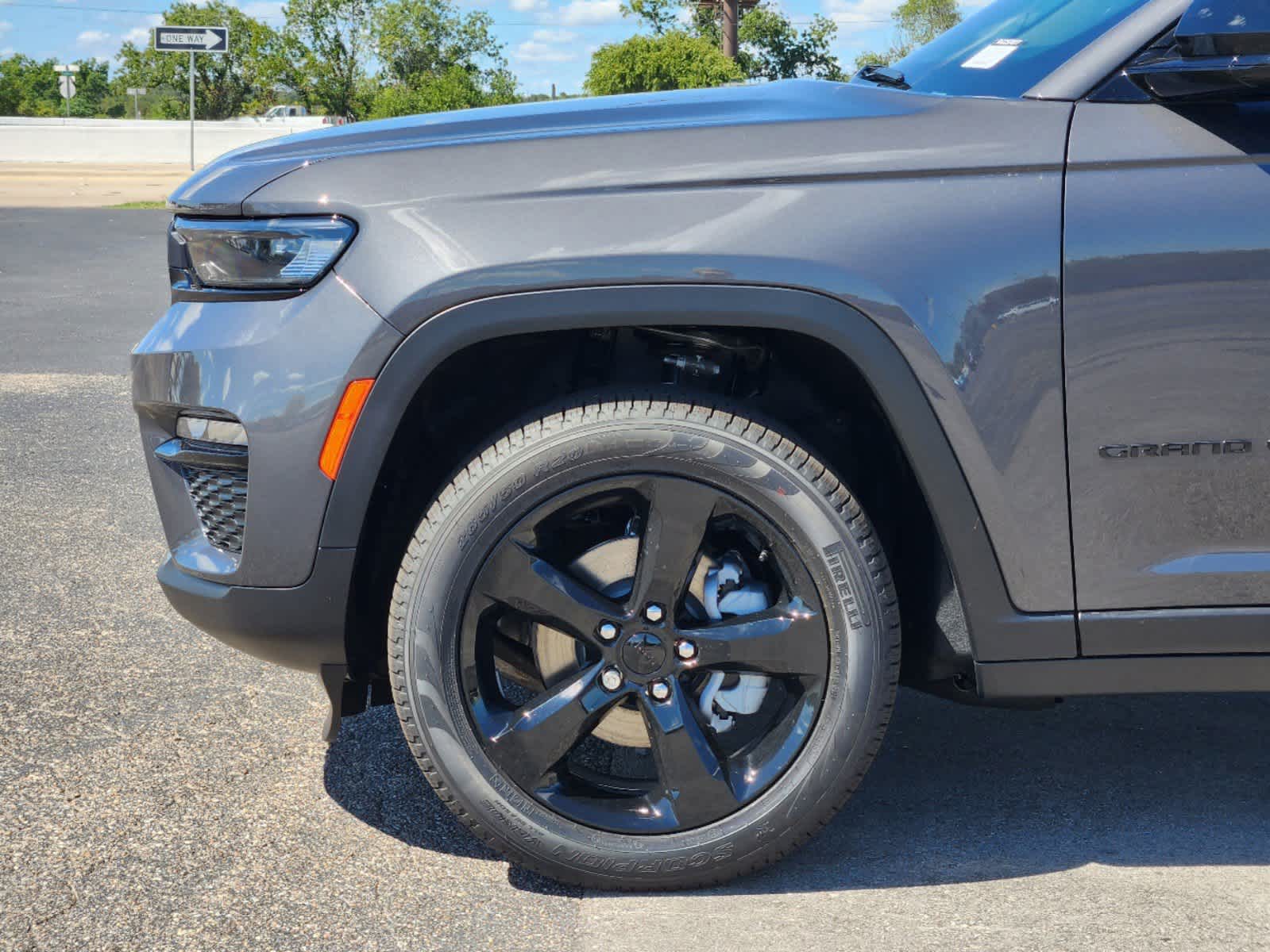 2024 Jeep Grand Cherokee Limited 6