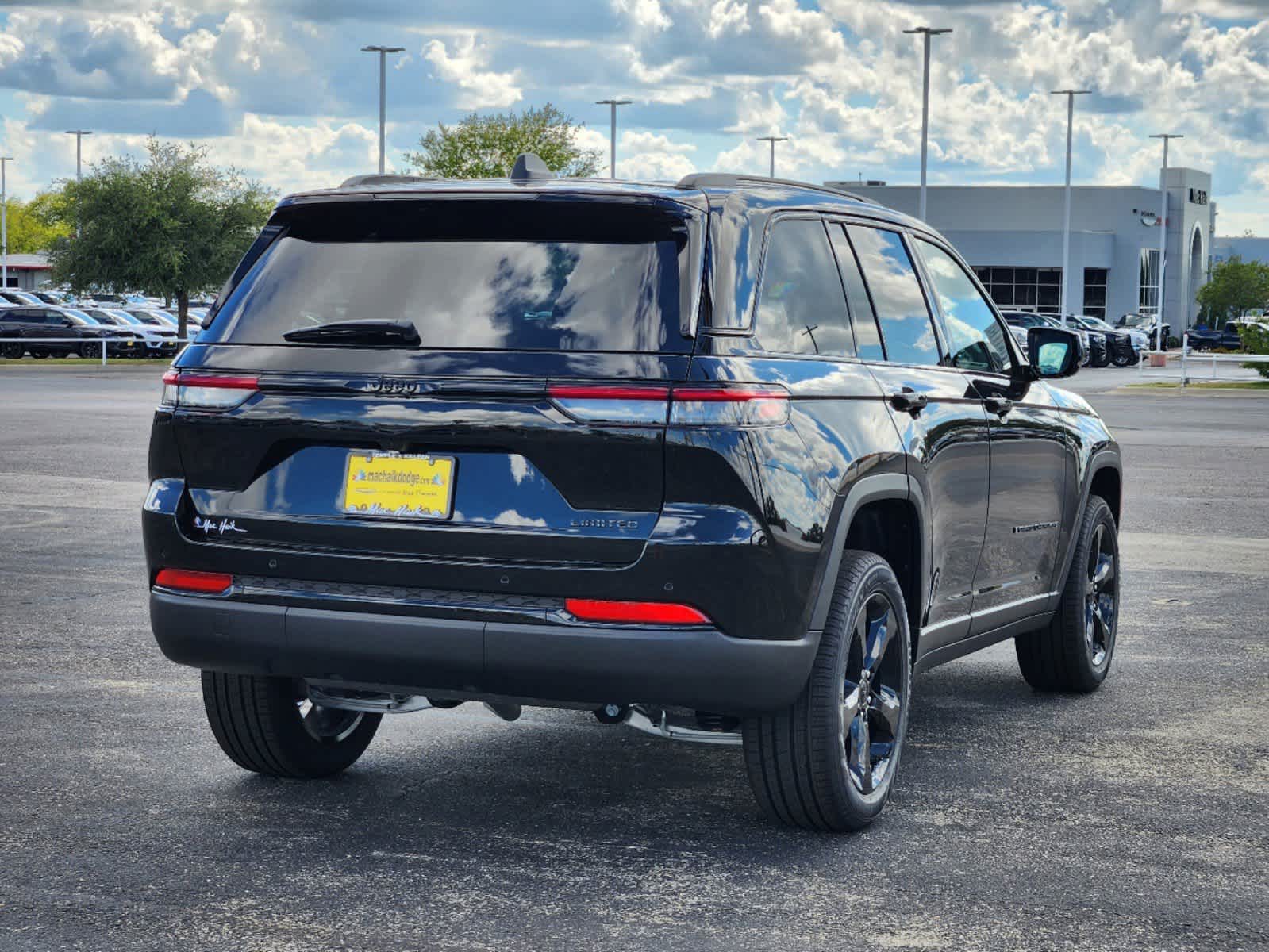 2024 Jeep Grand Cherokee Limited 3