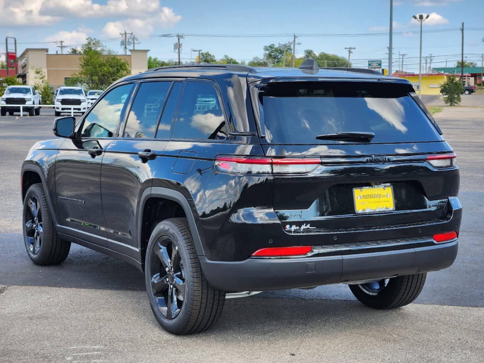 2024 Jeep Grand Cherokee Limited 3