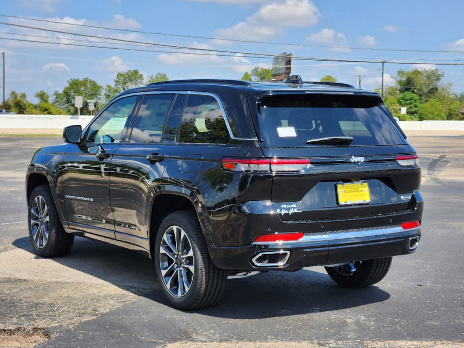 2024 Jeep Grand Cherokee Overland 4