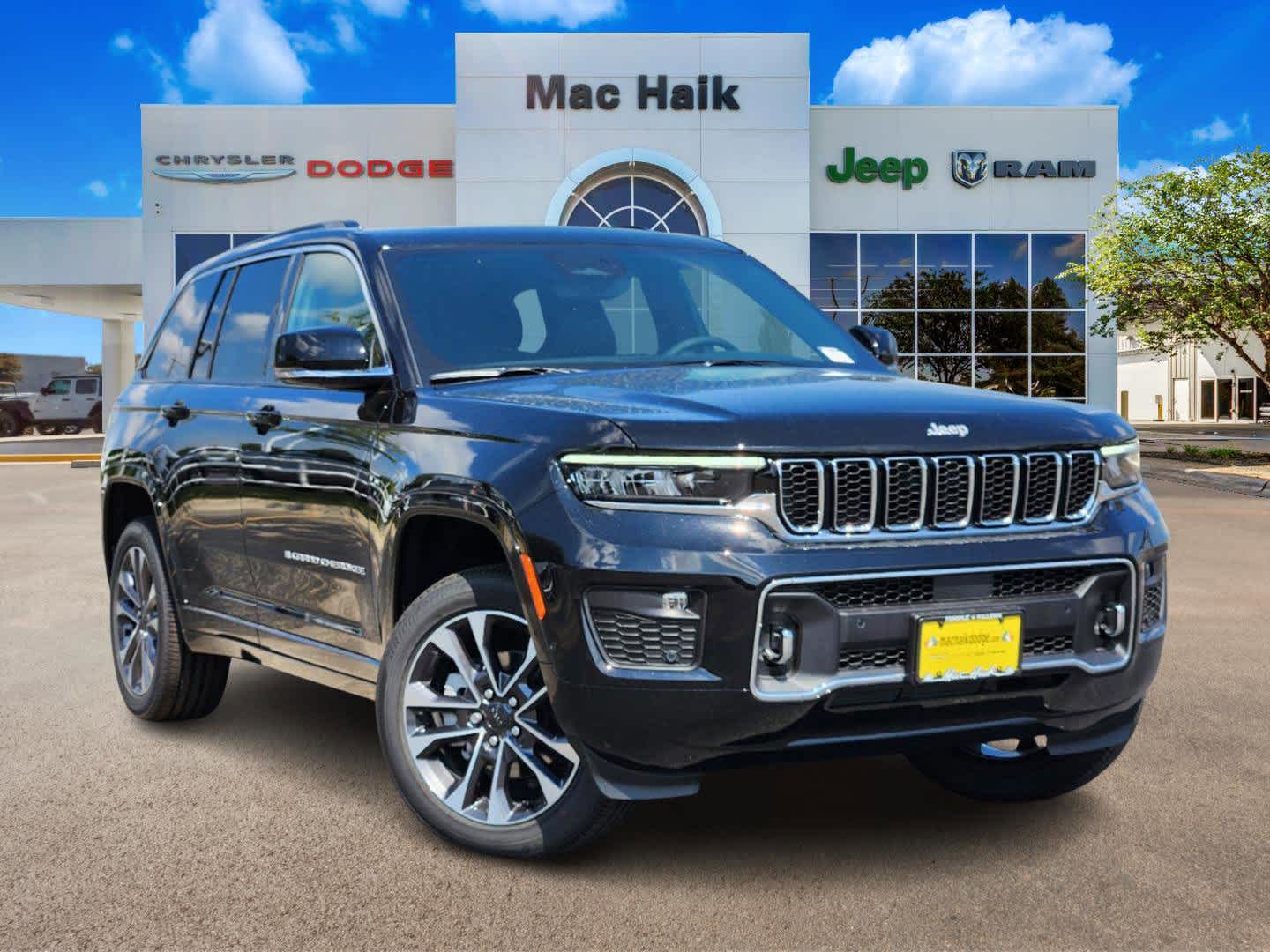 2024 Jeep Grand Cherokee Overland 1