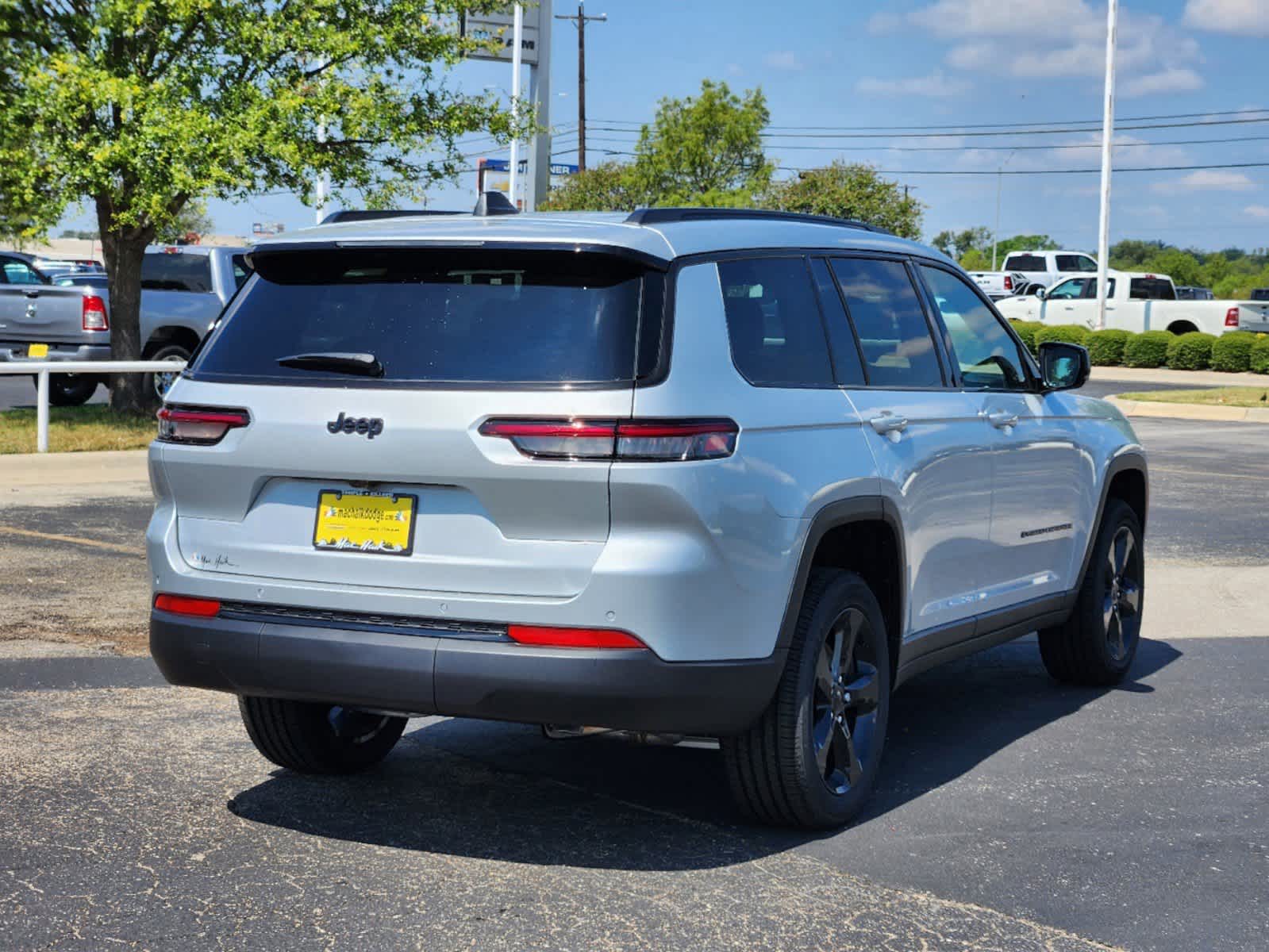 2024 Jeep Grand Cherokee L Altitude X 4