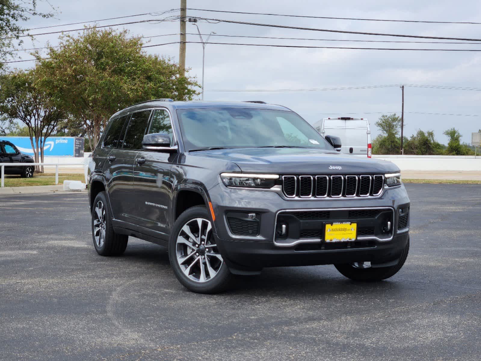 2025 Jeep Grand Cherokee L Overland 1