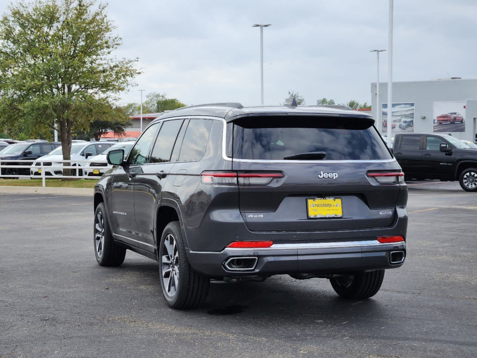 2025 Jeep Grand Cherokee L Overland 4