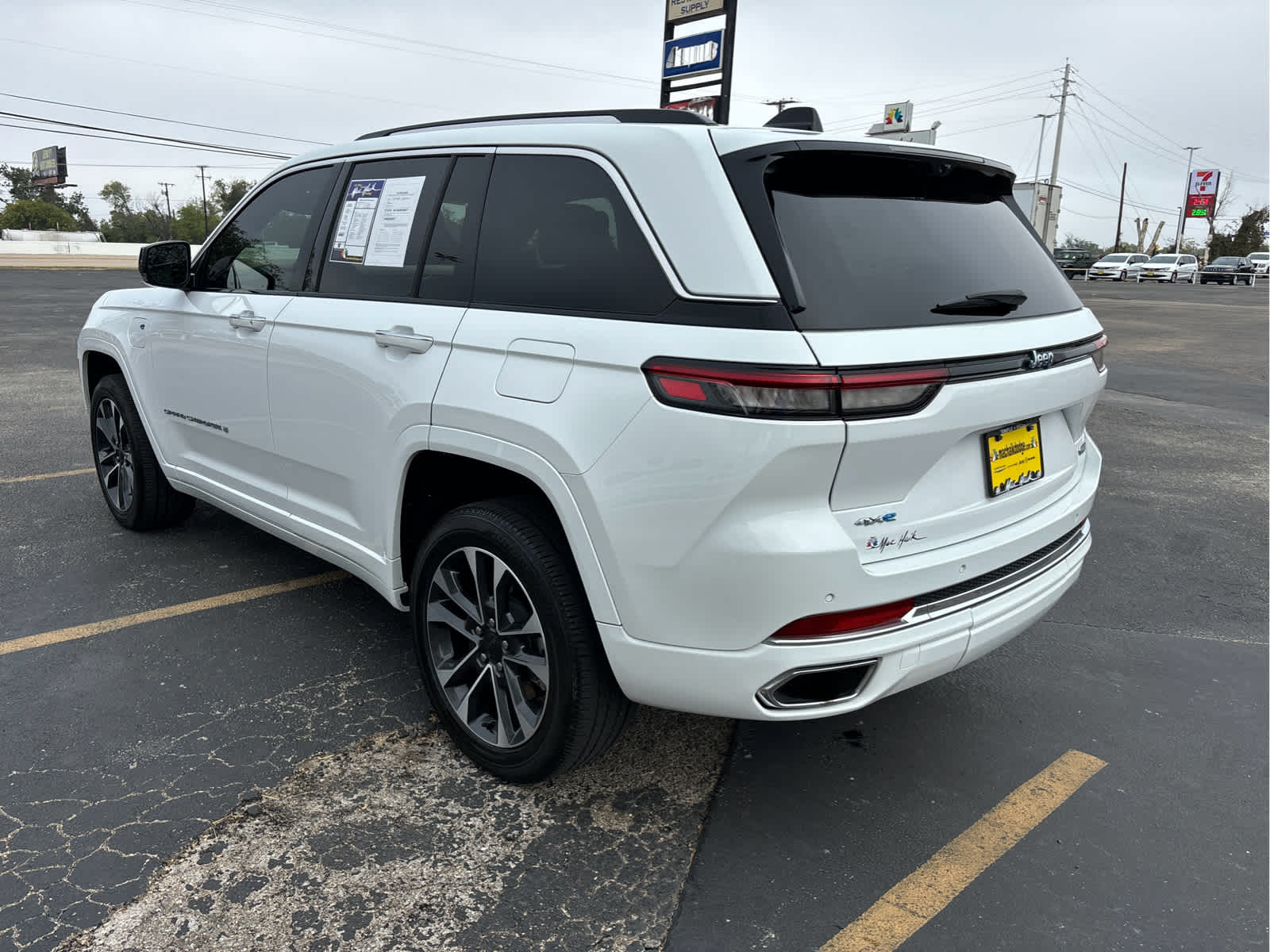 2022 Jeep Grand Cherokee 4xe Overland 19