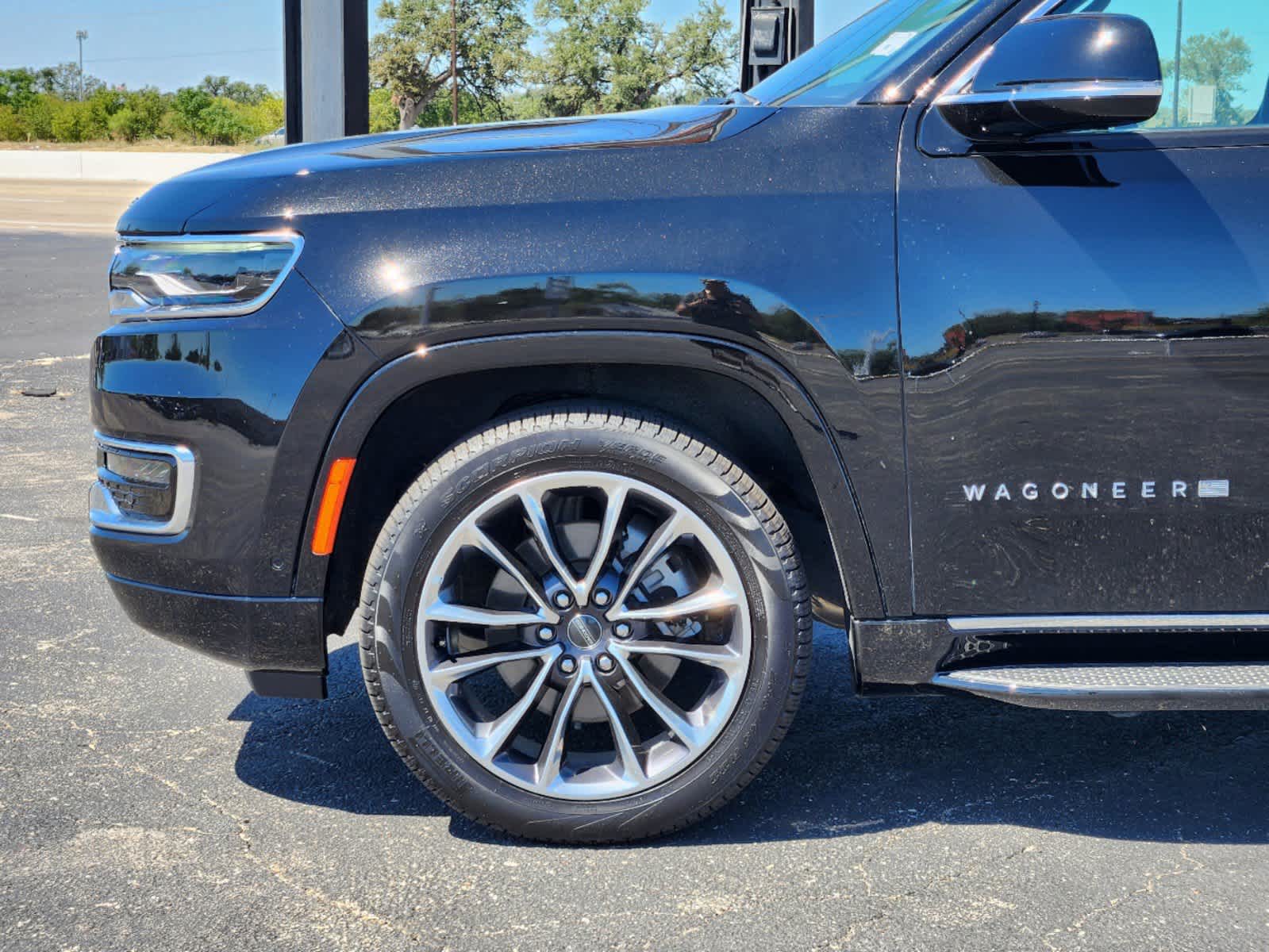 2024 Jeep Wagoneer L Series II 6