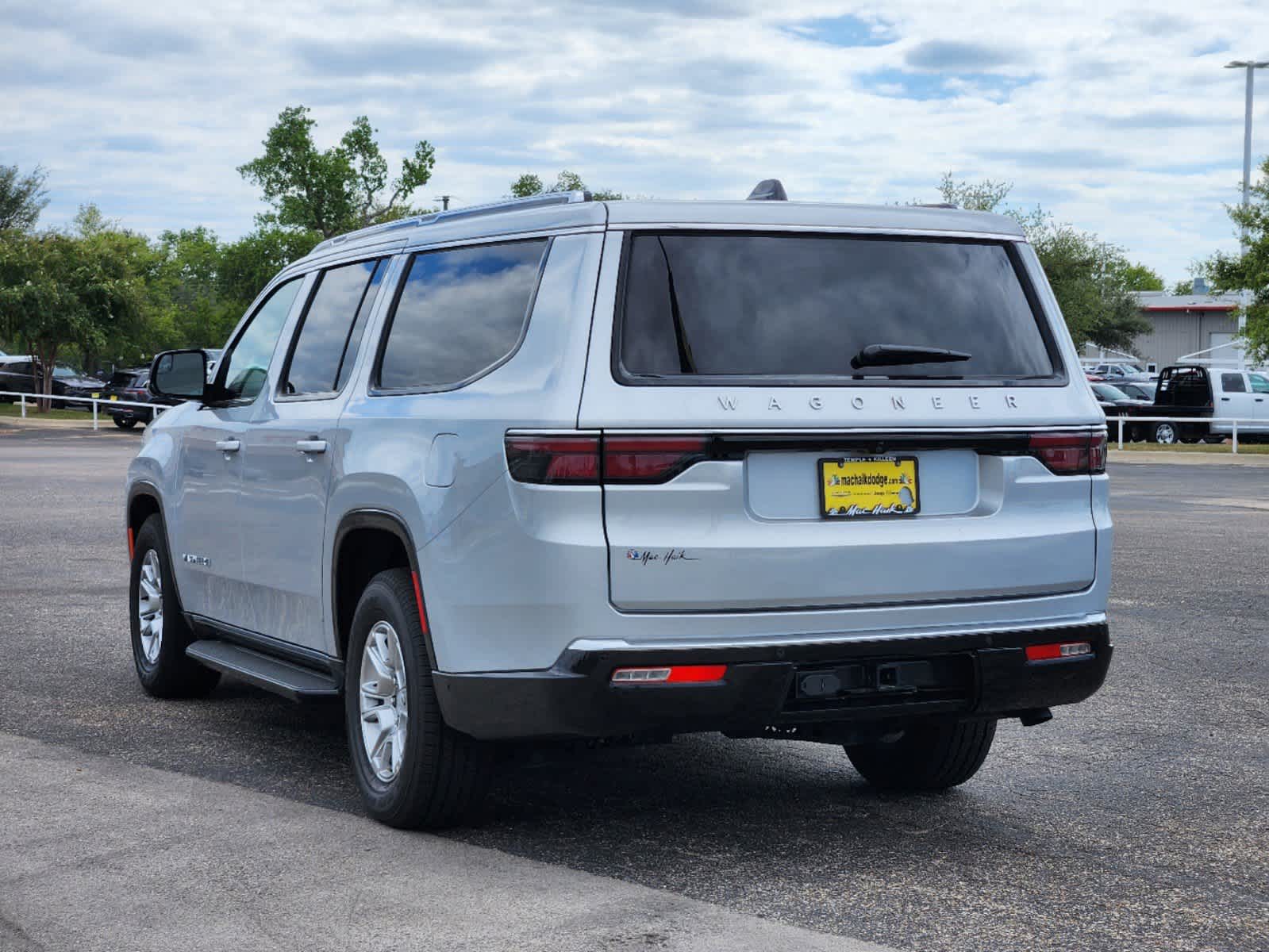 2024 Jeep Wagoneer L  4