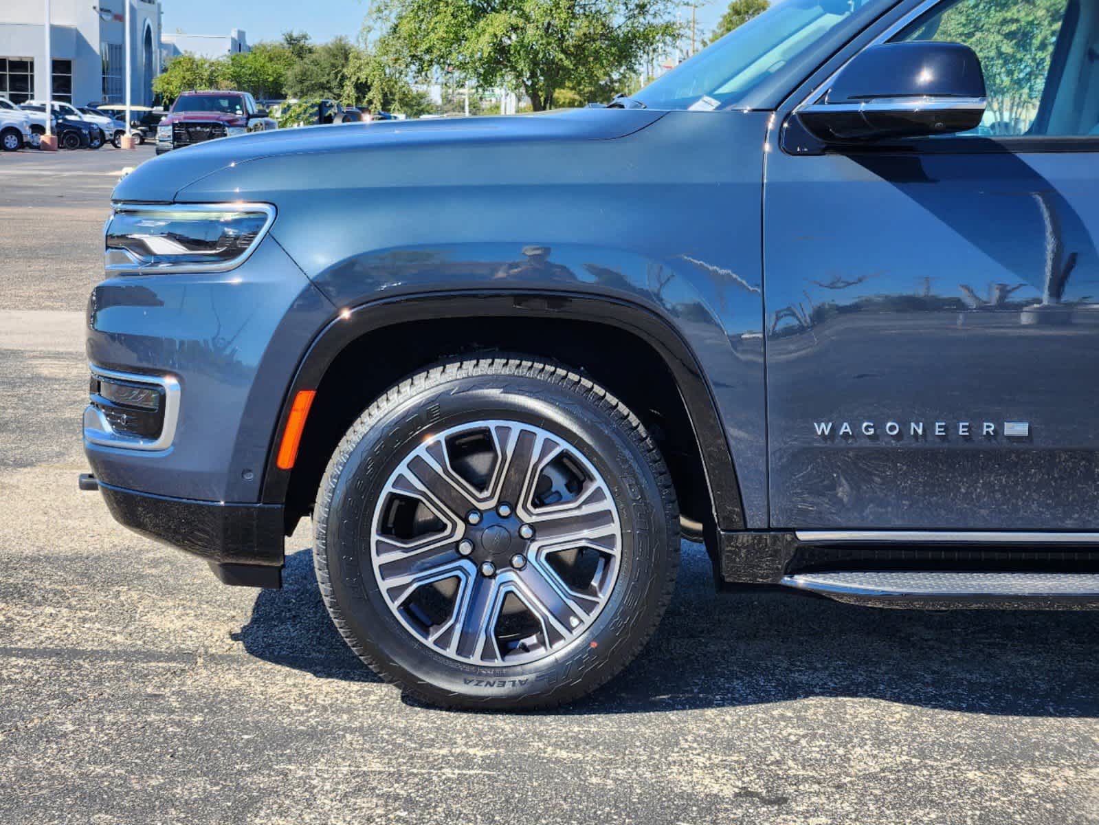 2024 Jeep Wagoneer  6