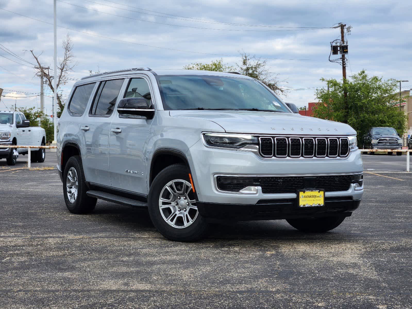 2024 Jeep Wagoneer  1