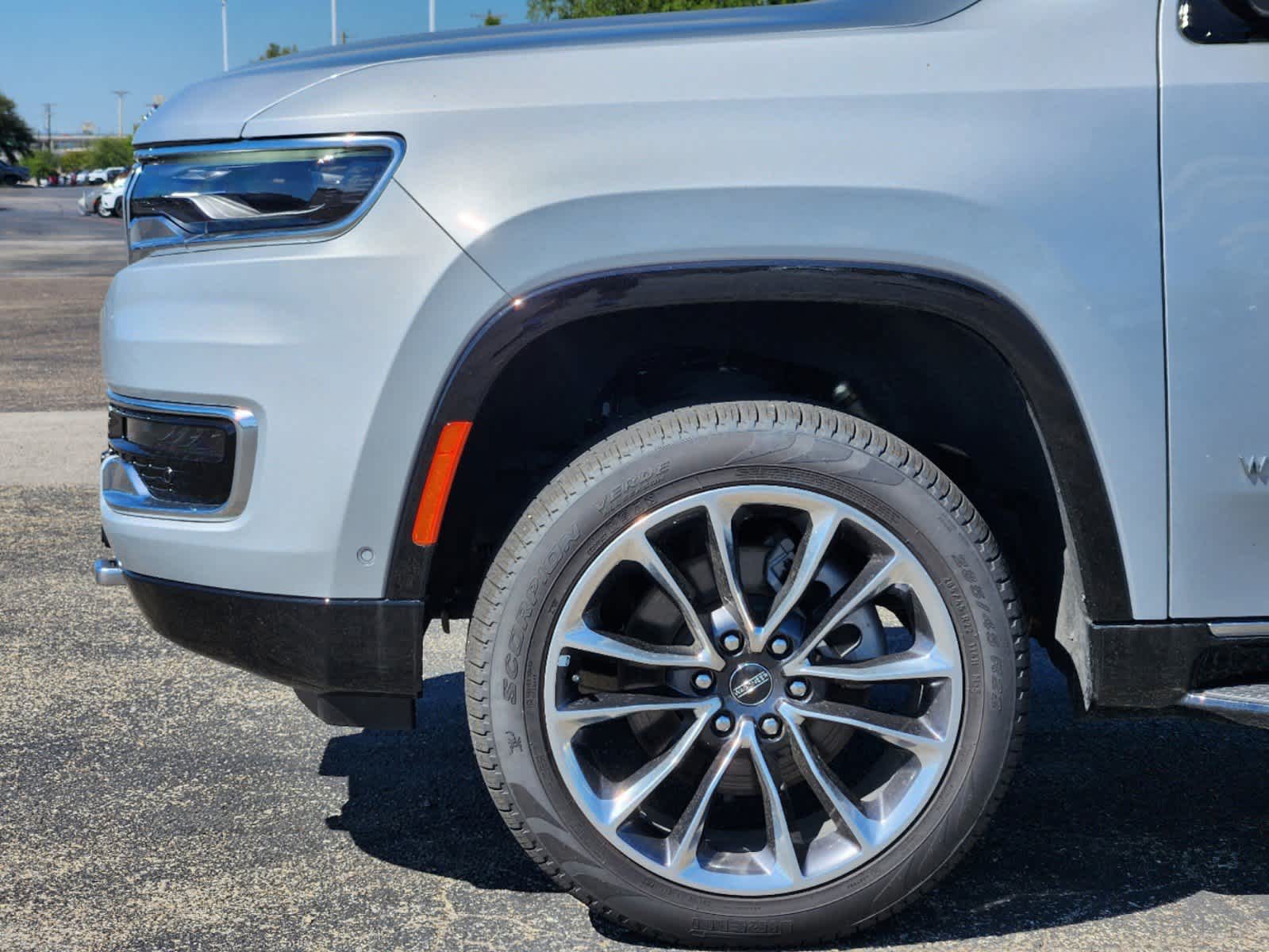 2024 Jeep Wagoneer Series II 6