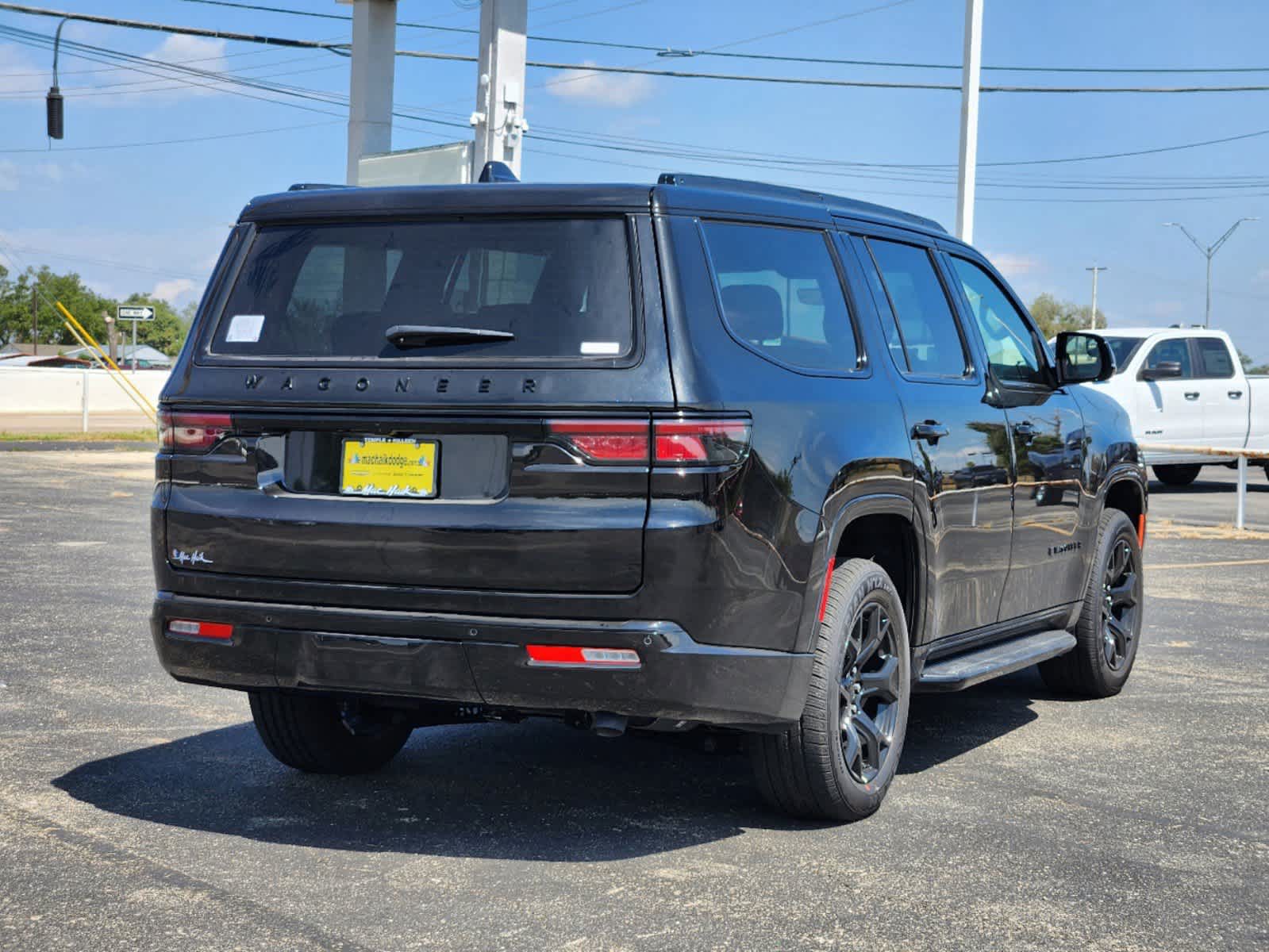 2024 Jeep Wagoneer Series II Carbide 3