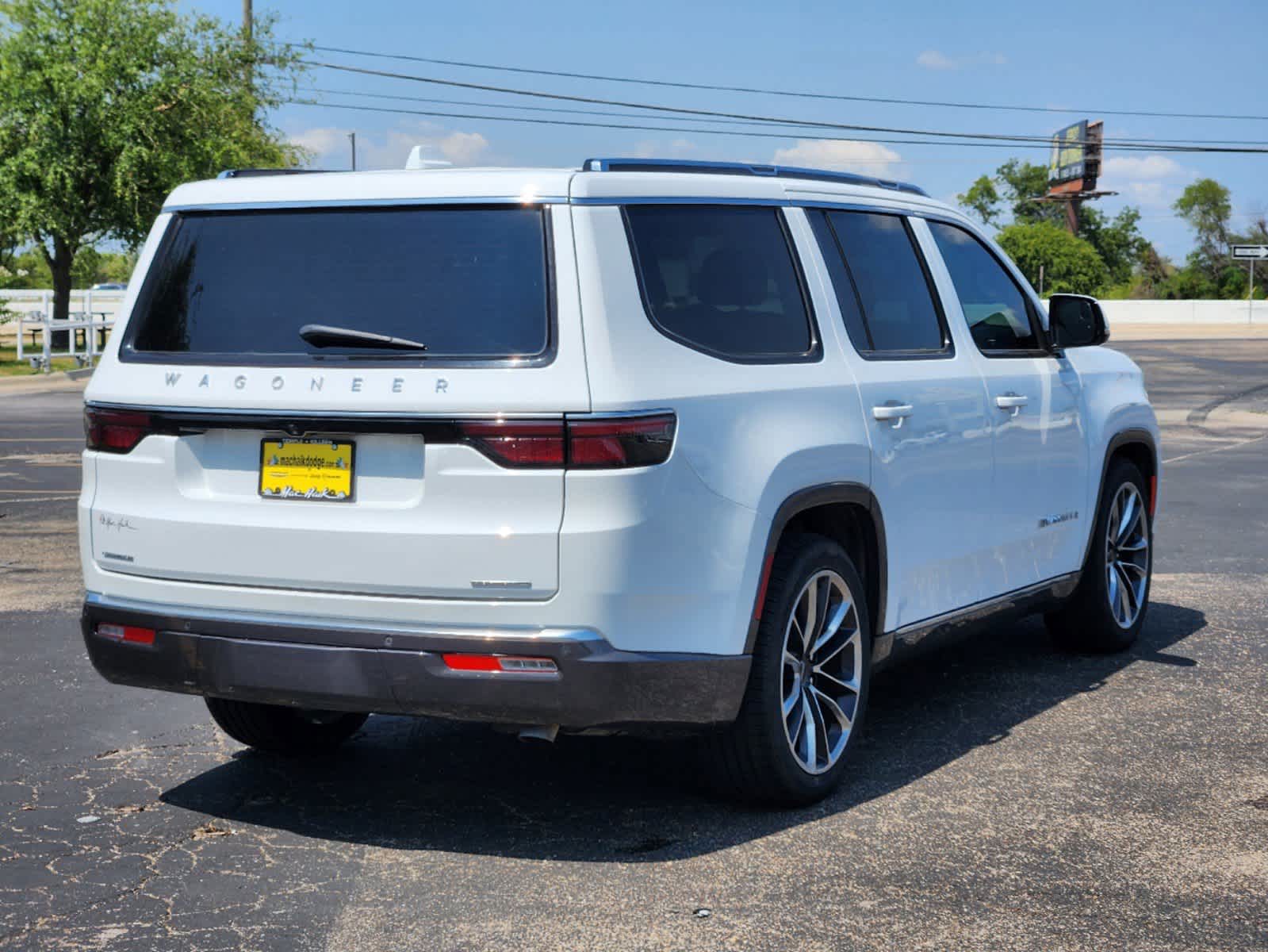 2022 Jeep Wagoneer Series III 5