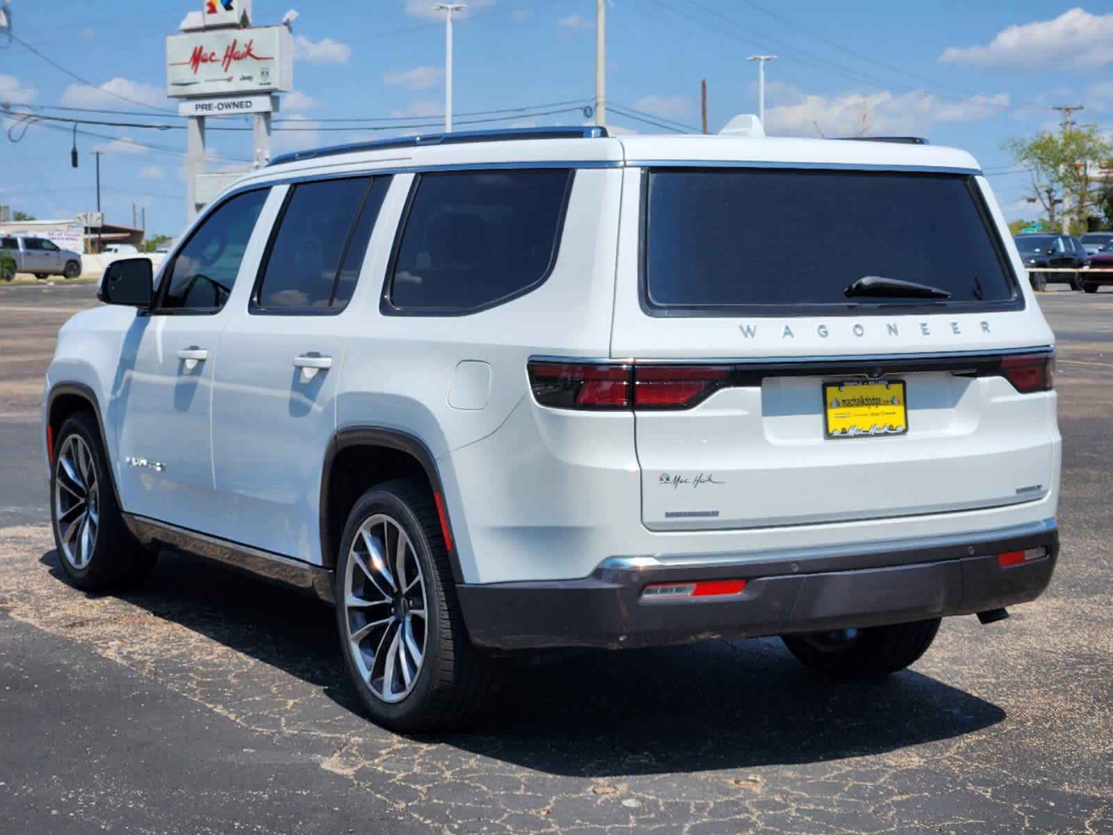 2022 Jeep Wagoneer Series III 7