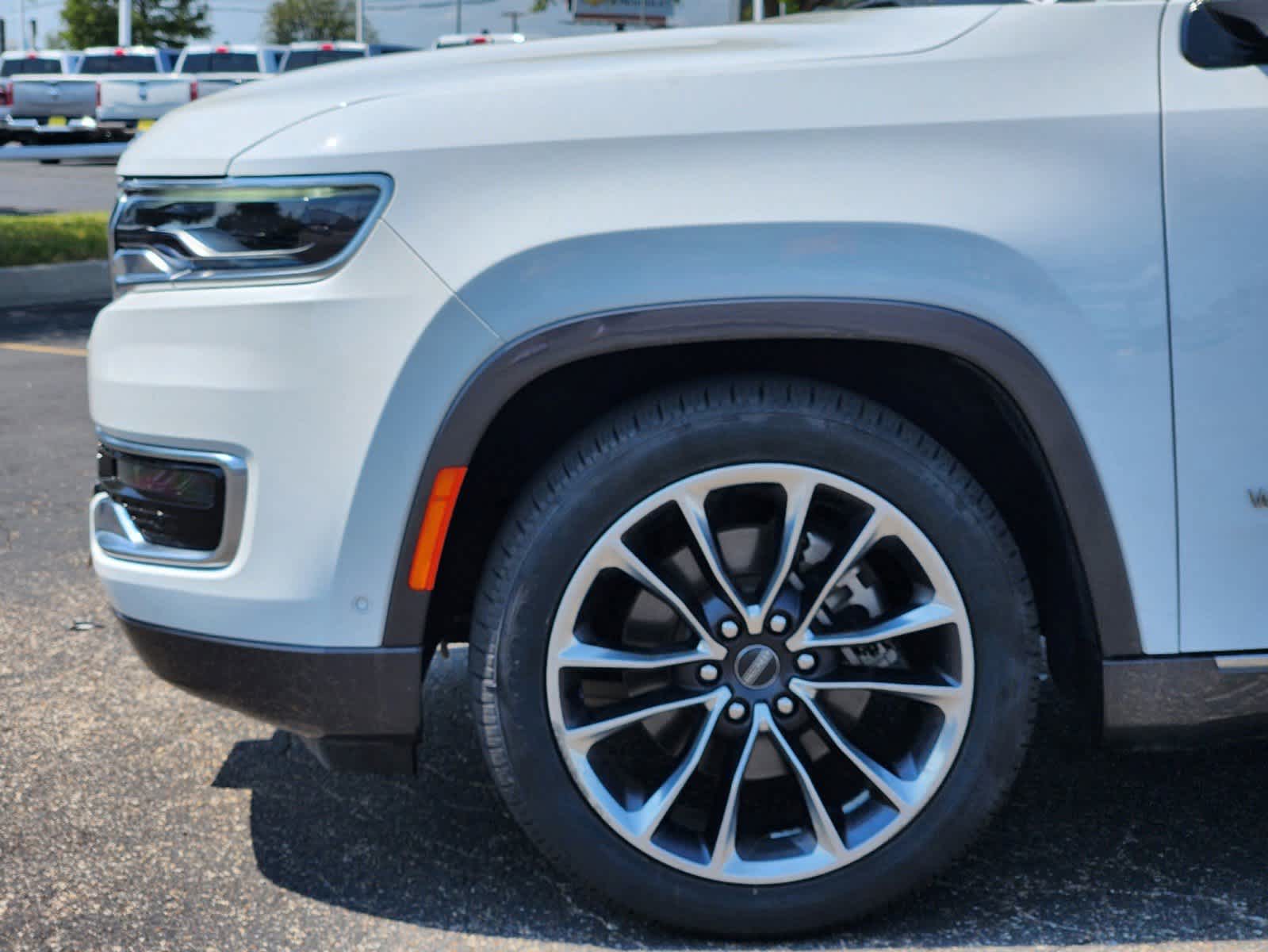 2022 Jeep Wagoneer Series III 9