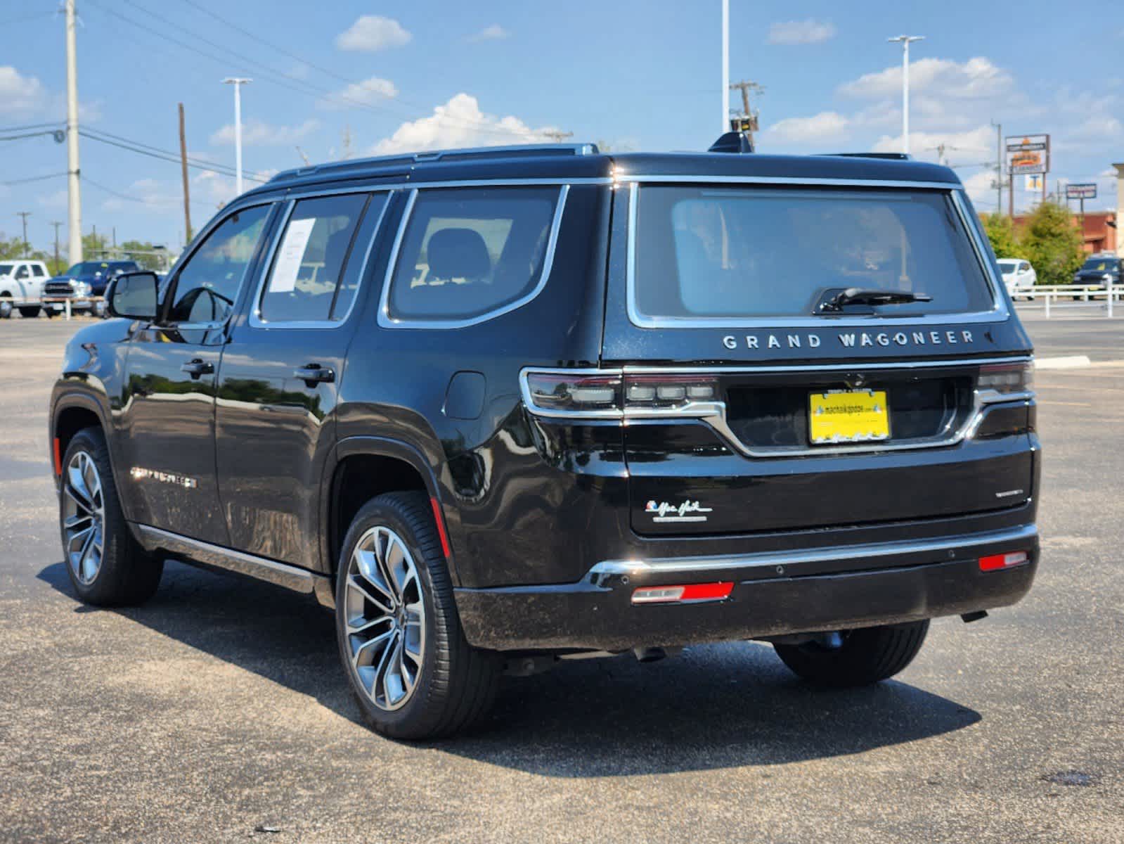 2023 Jeep Grand Wagoneer Series III 7