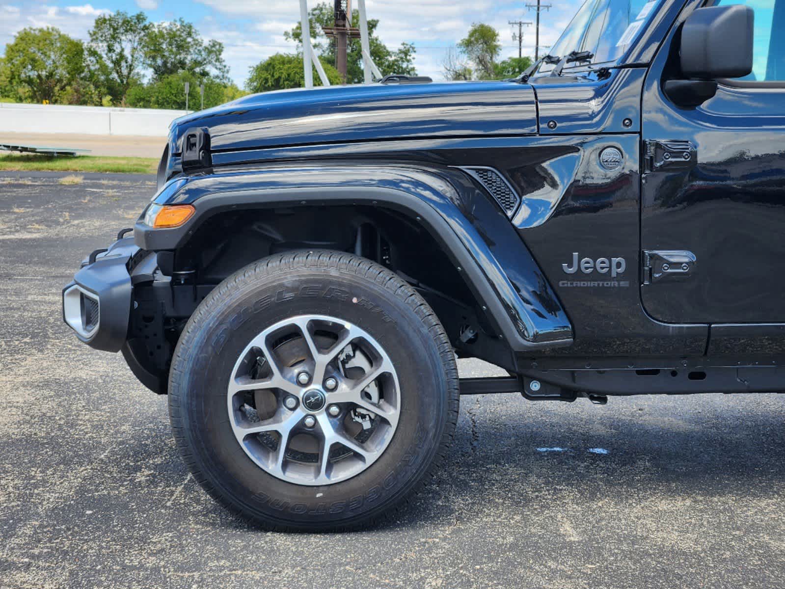 2024 Jeep Gladiator Sport S 4x4 6