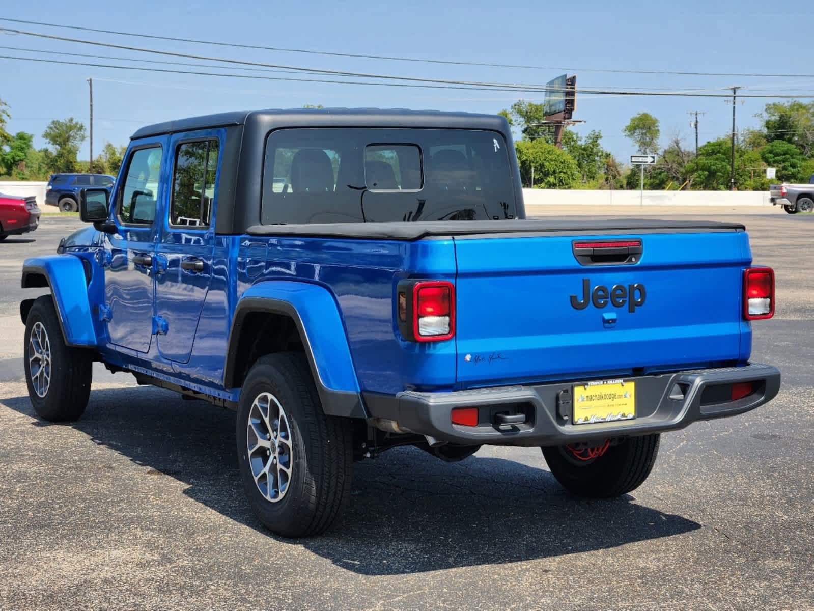 2024 Jeep Gladiator Sport S 4x4 3