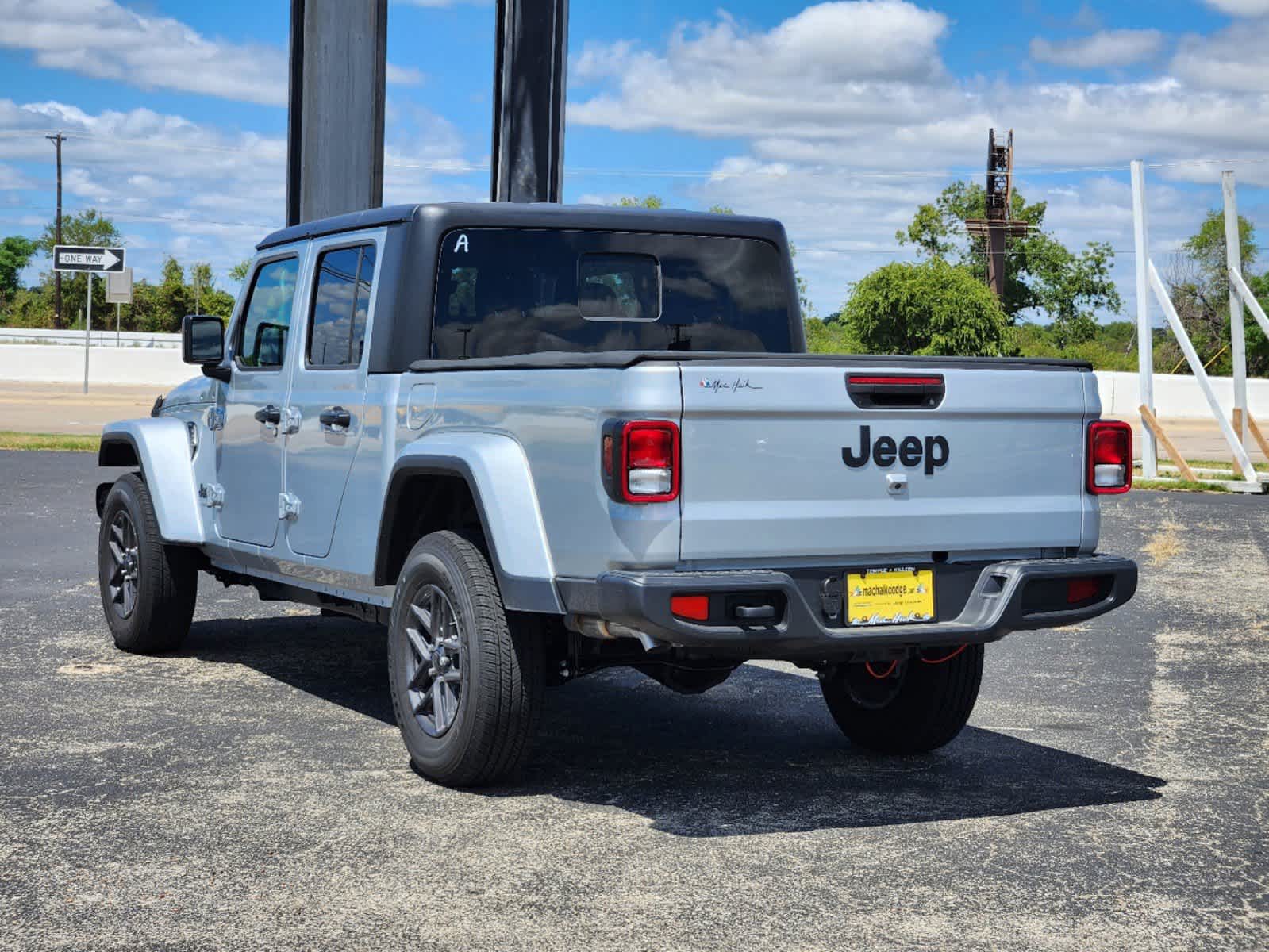 2024 Jeep Gladiator Sport S 4x4 4