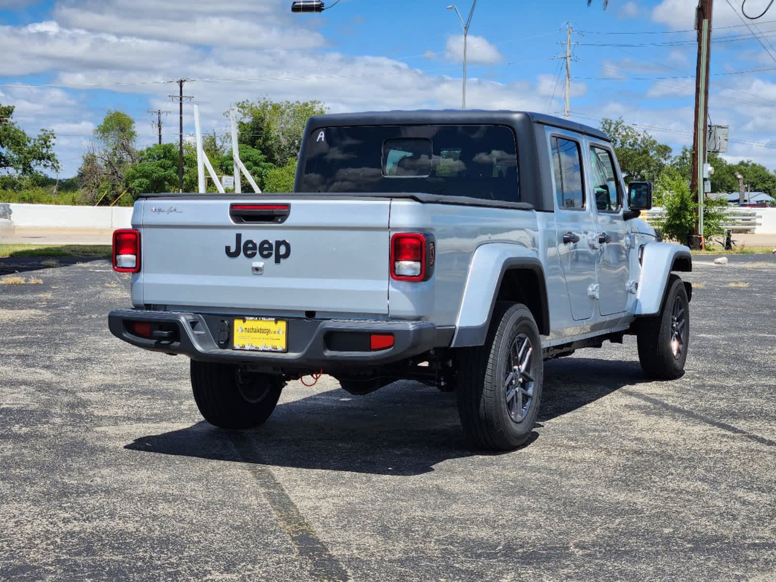 2024 Jeep Gladiator Sport S 4x4 3