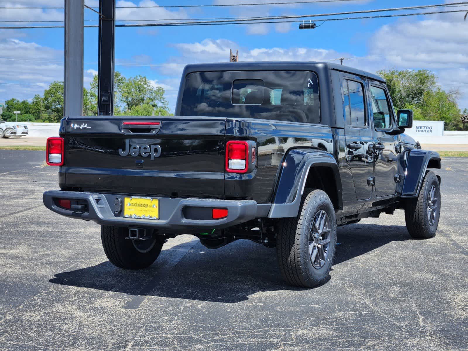 2024 Jeep Gladiator Sport S 4x4 3