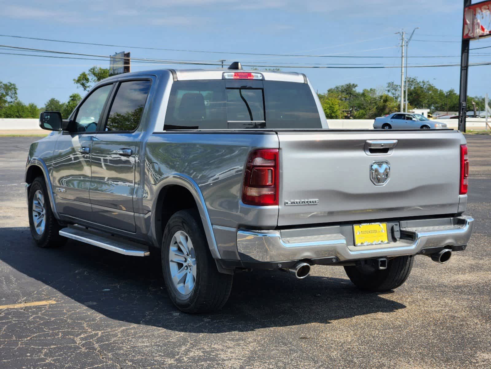 2022 Ram 1500 Laramie 4x2 Crew Cab 57 Box 7