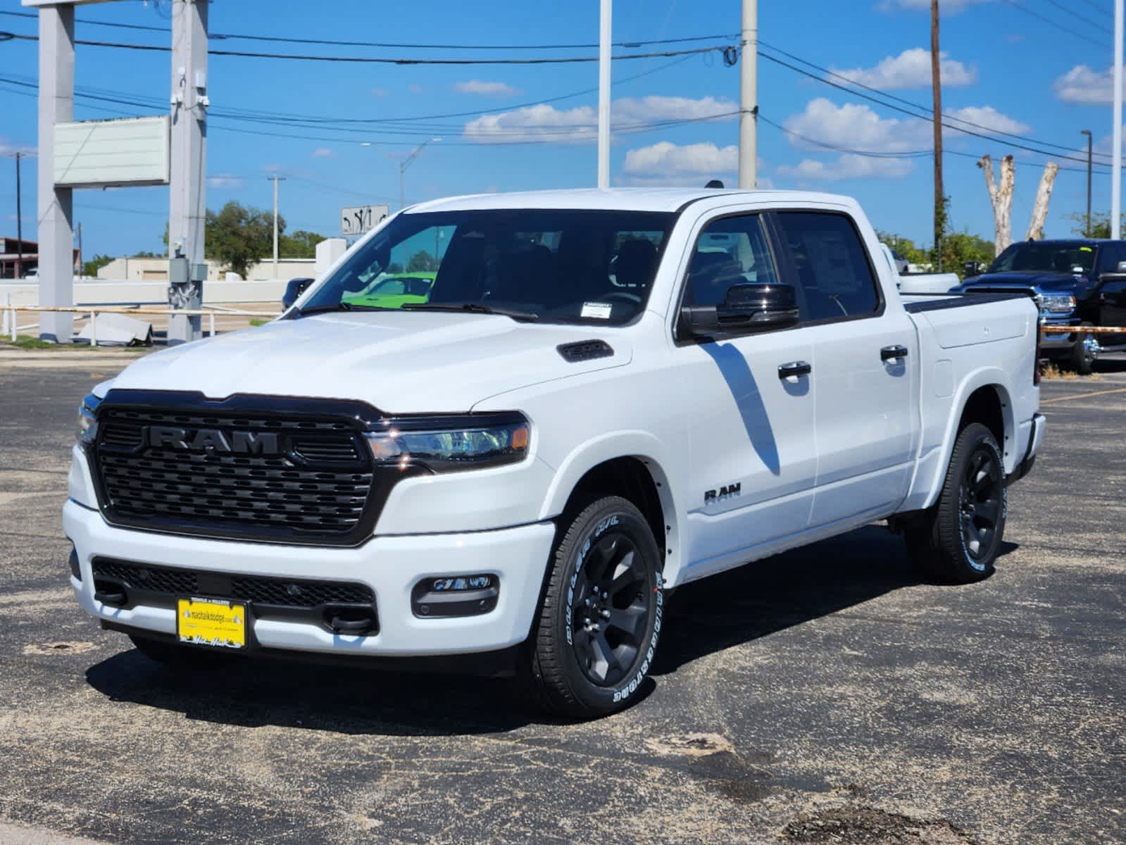 2025 Ram 1500 Lone Star 4x4 Crew Cab 57 Box 2