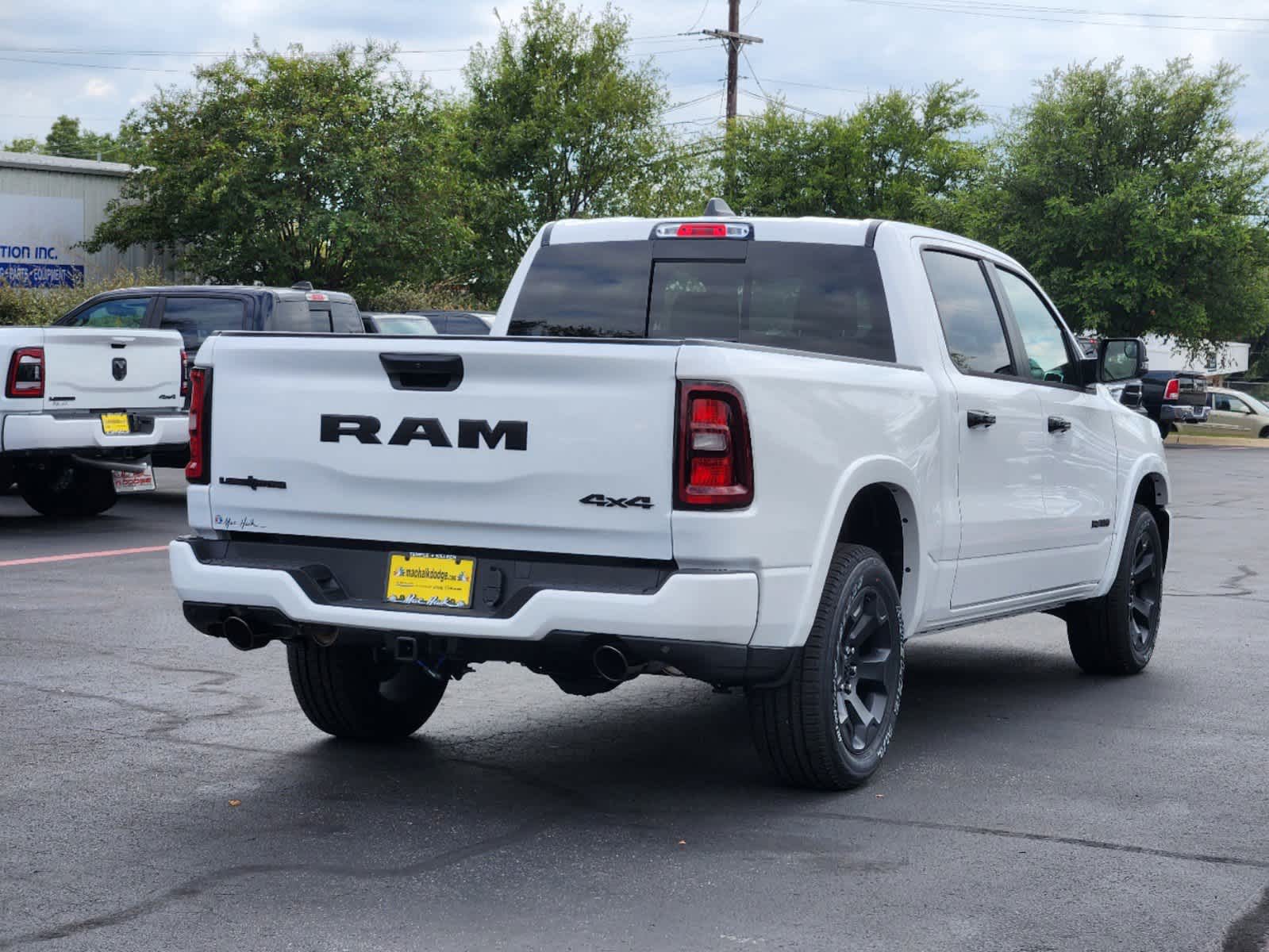 2025 Ram 1500 Lone Star 4x4 Crew Cab 57 Box 3